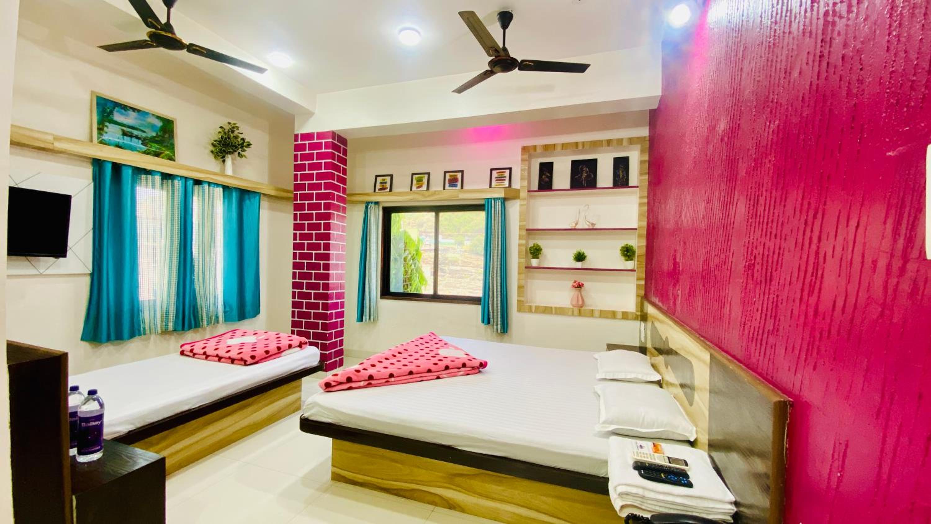 Double Room with Lake View photo 3