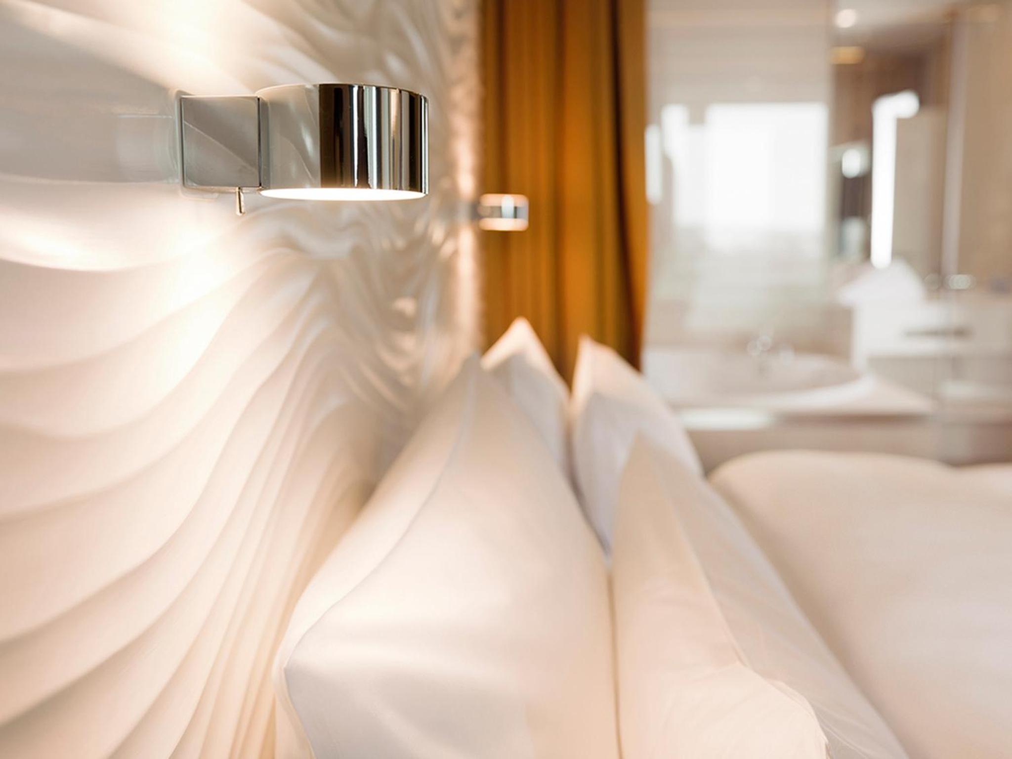 Double Room seitlicher Meerblick