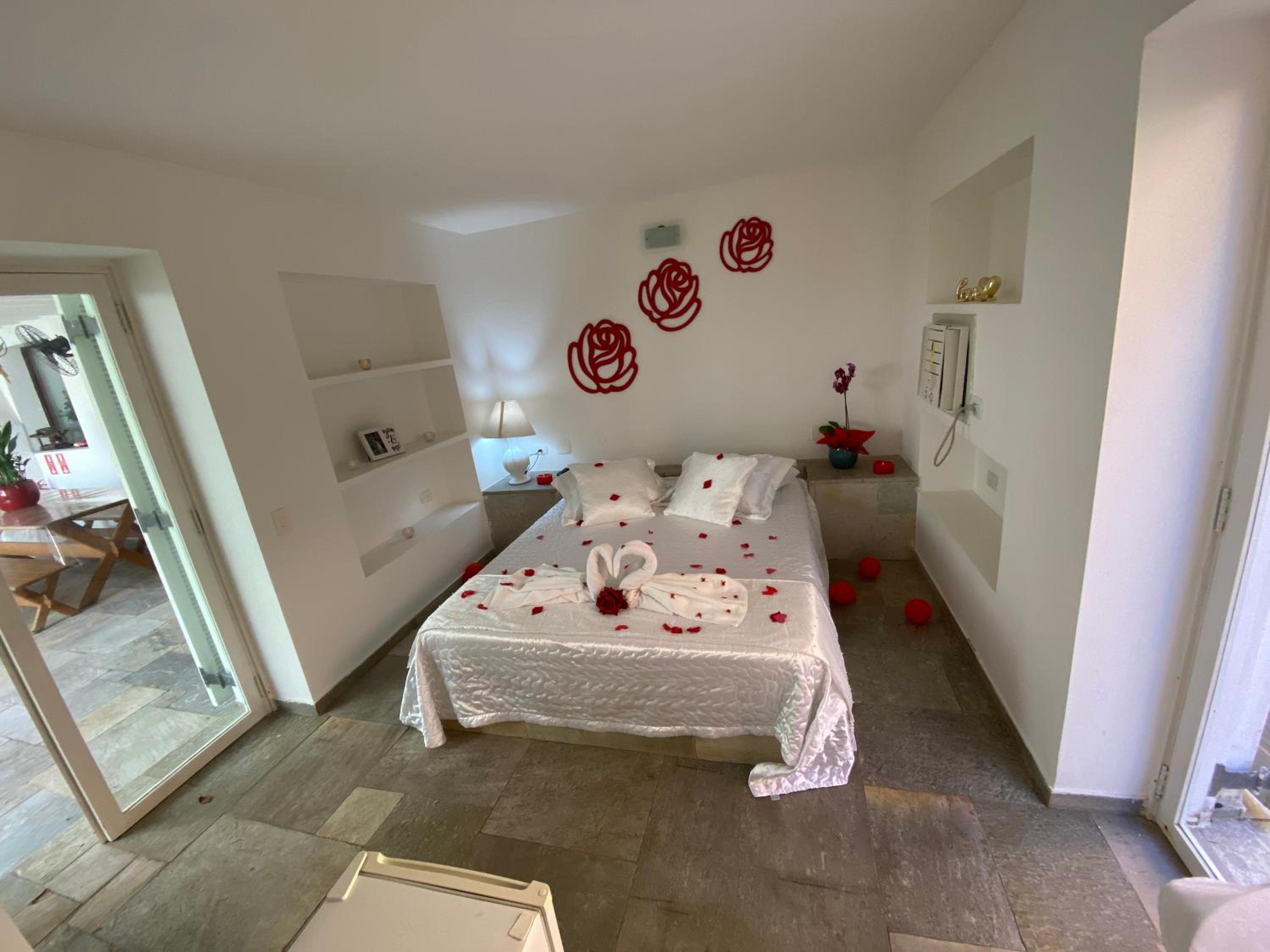 King Suite with Pool View photo 1
