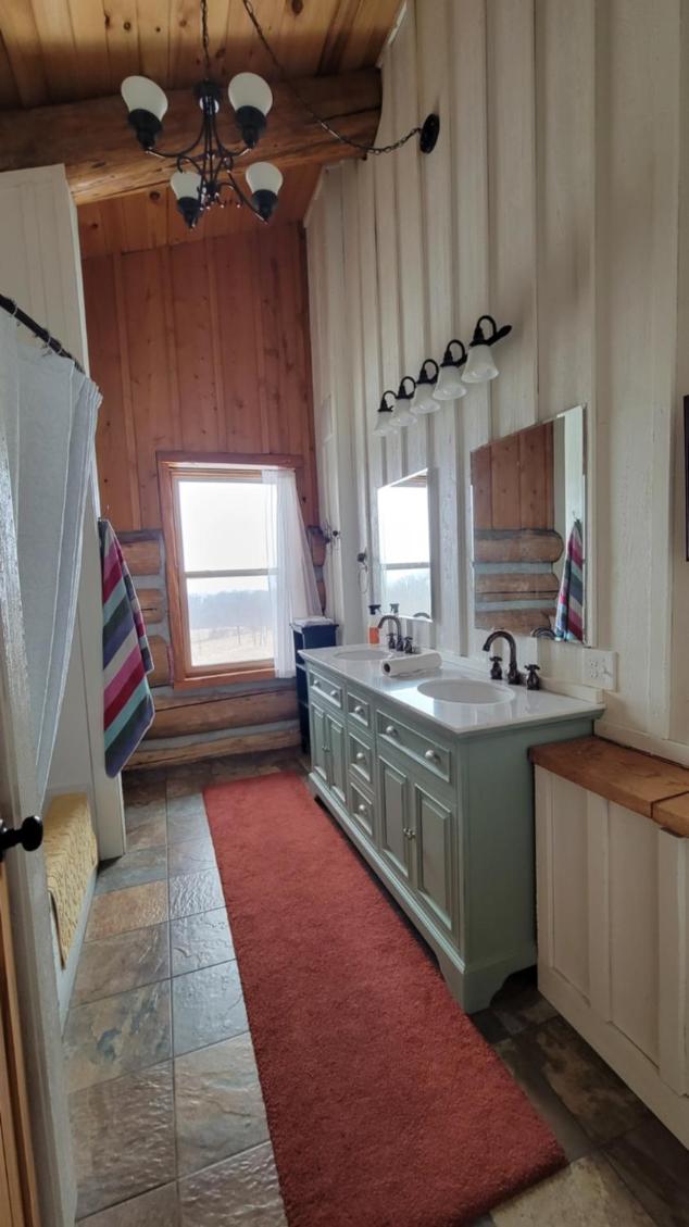 Deluxe Double or Twin Room photo 2