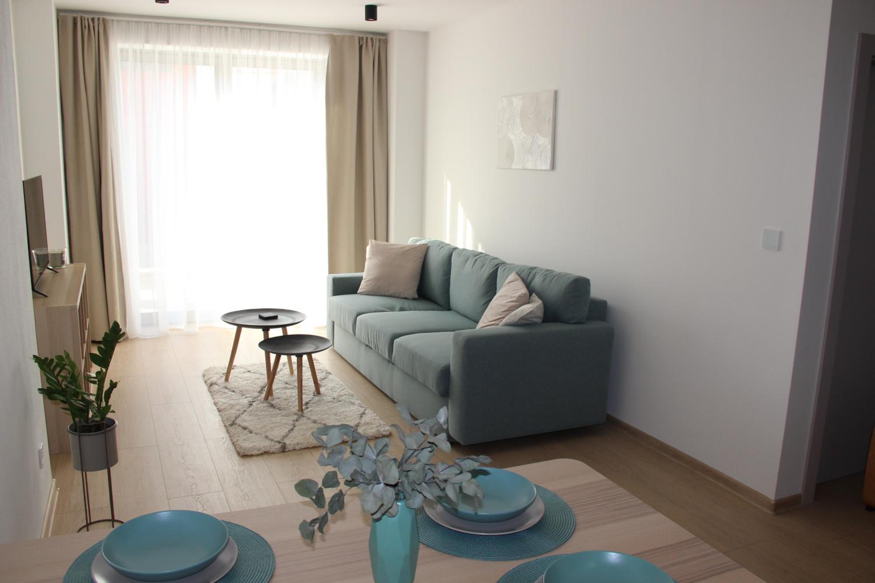 One-Bedroom Apartment photo 2
