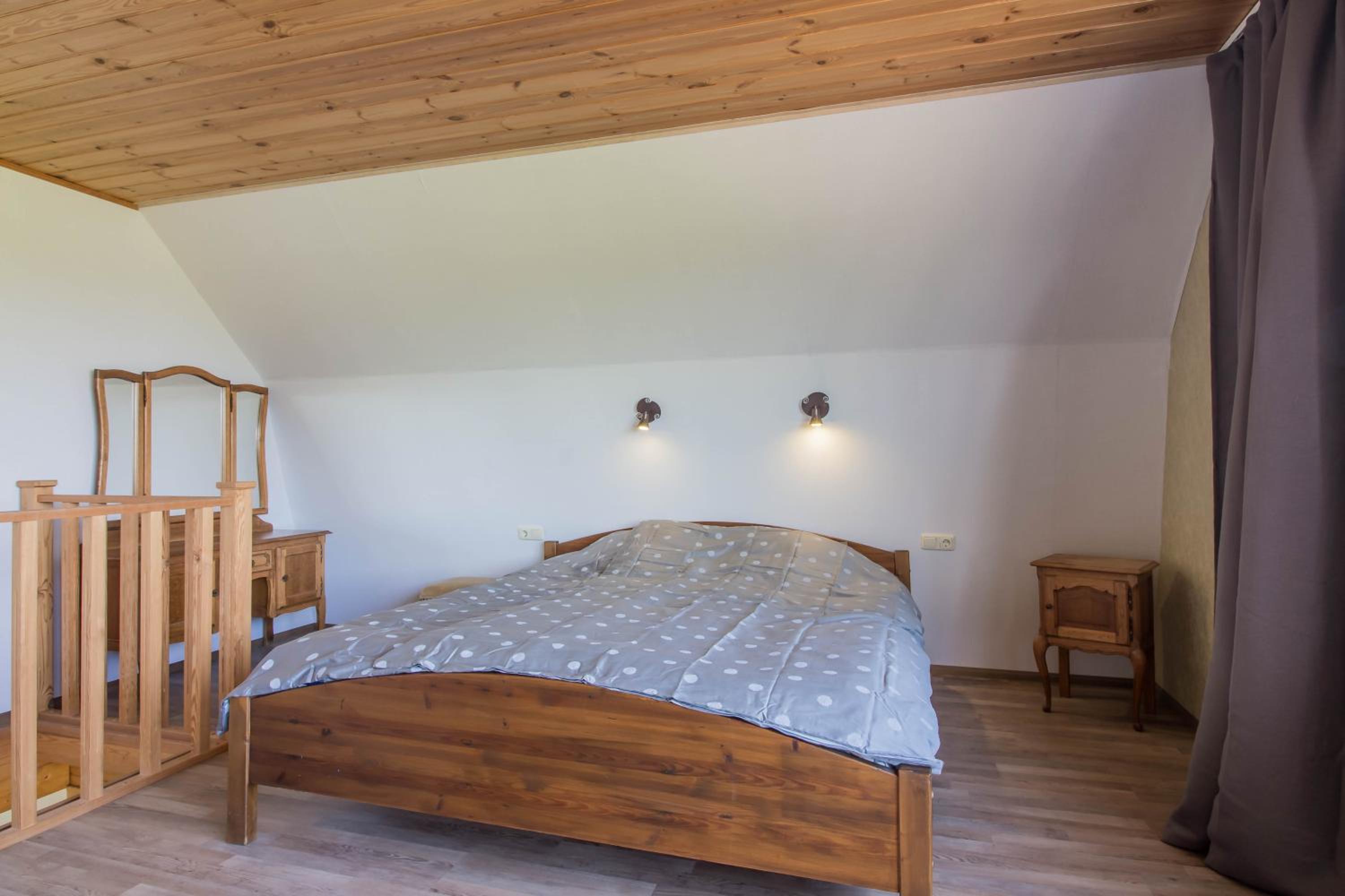 One-Bedroom House photo 1