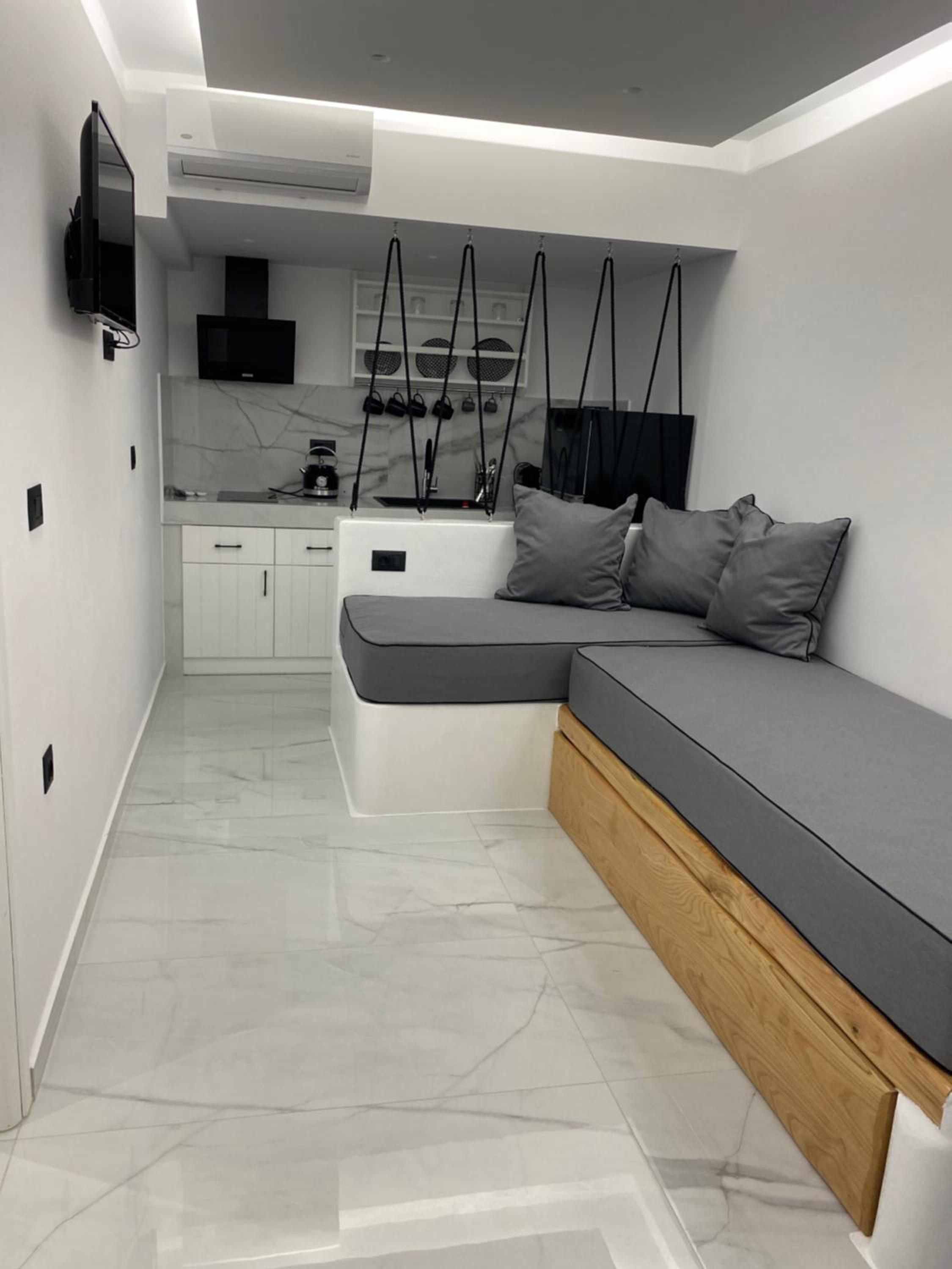 Suite with Garden View photo 2