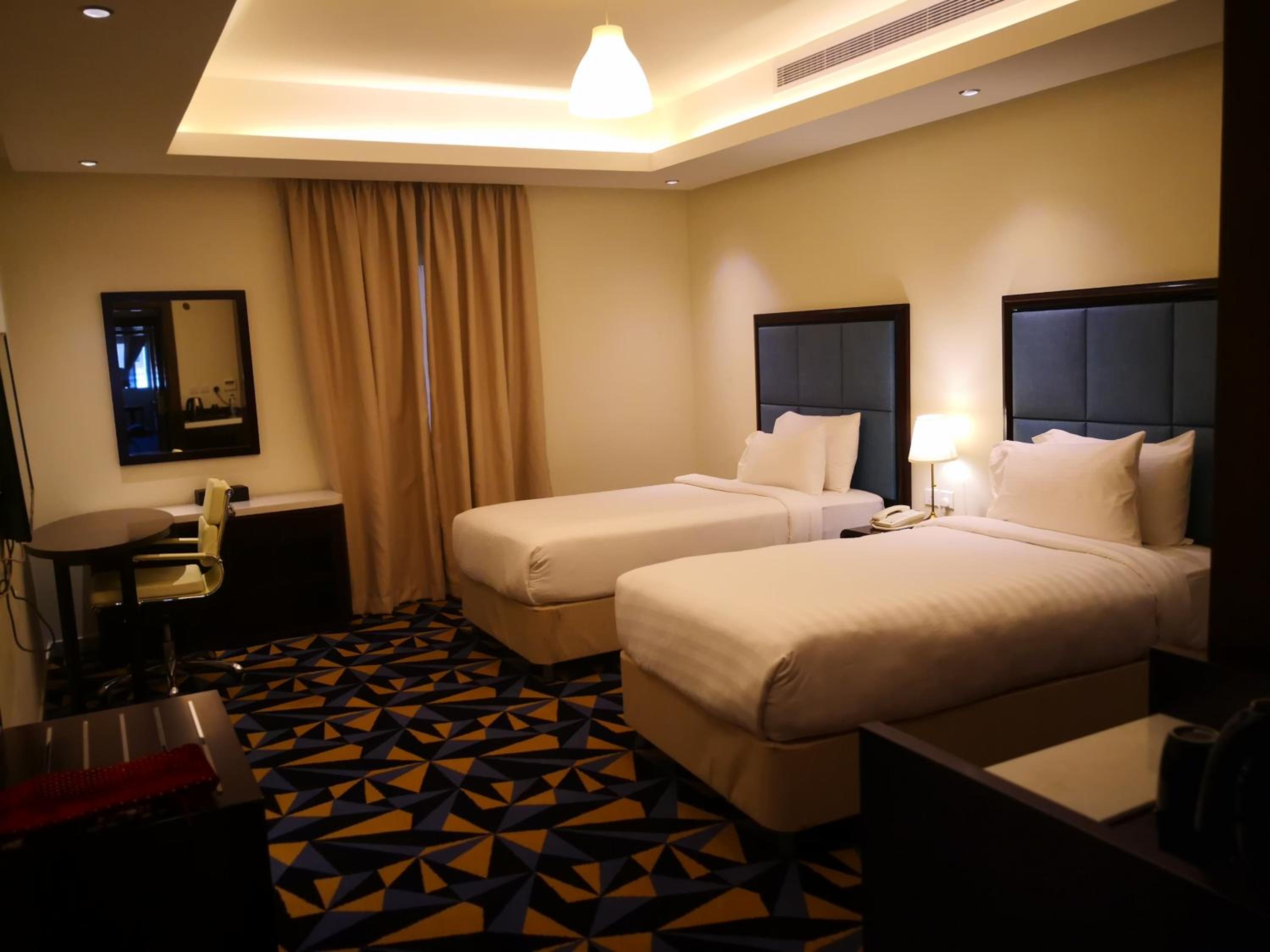 Twin Room - Photo 1