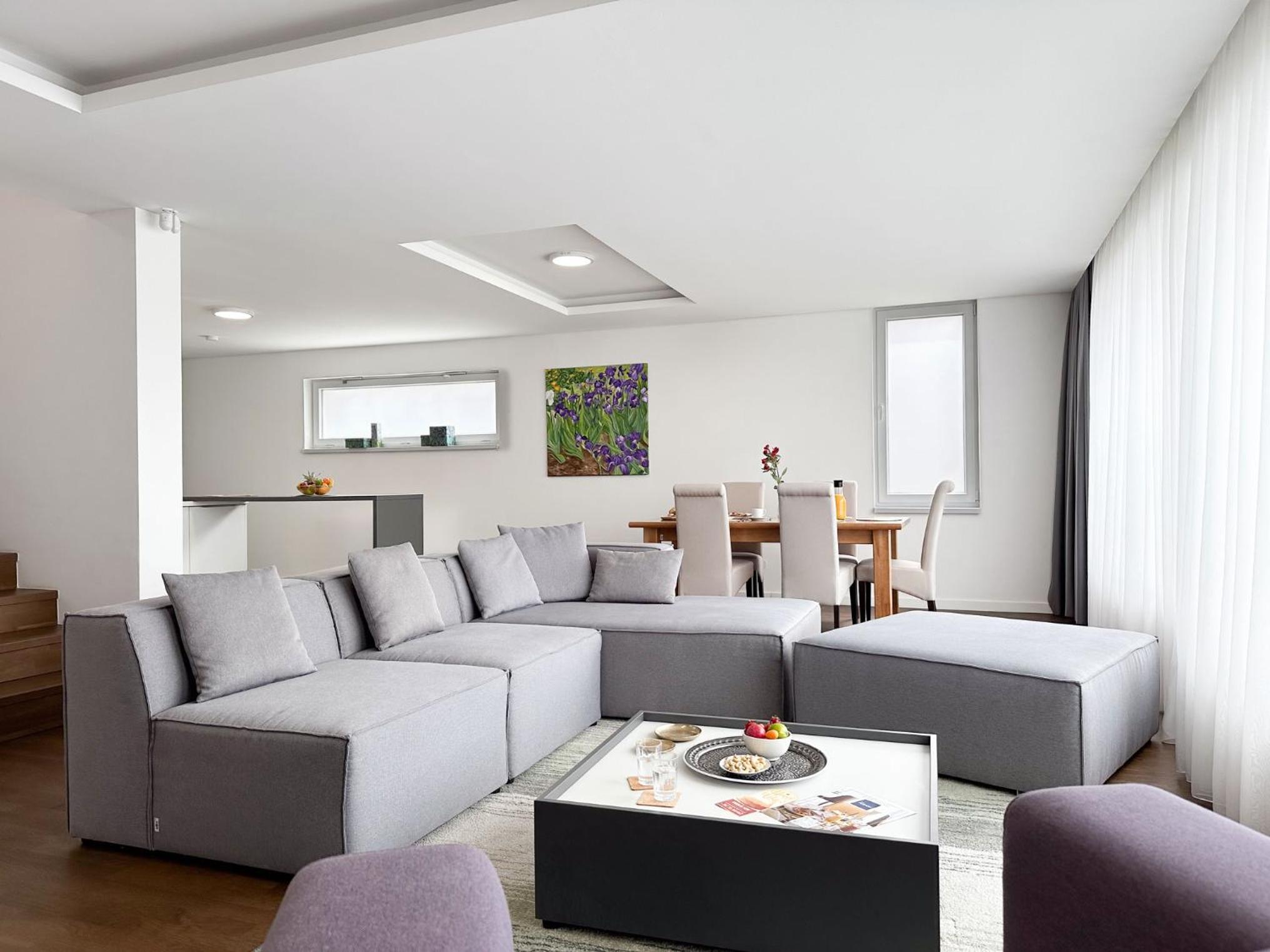 Three-Bedroom Villa photo 1