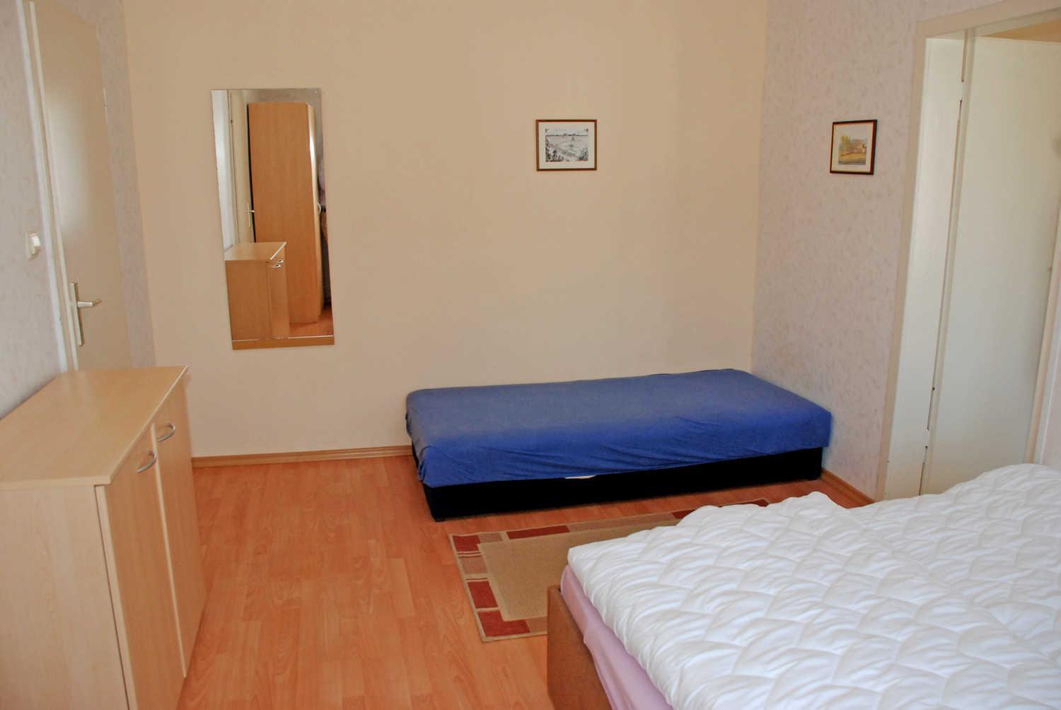 One-Bedroom Apartment with Terrace photo 3