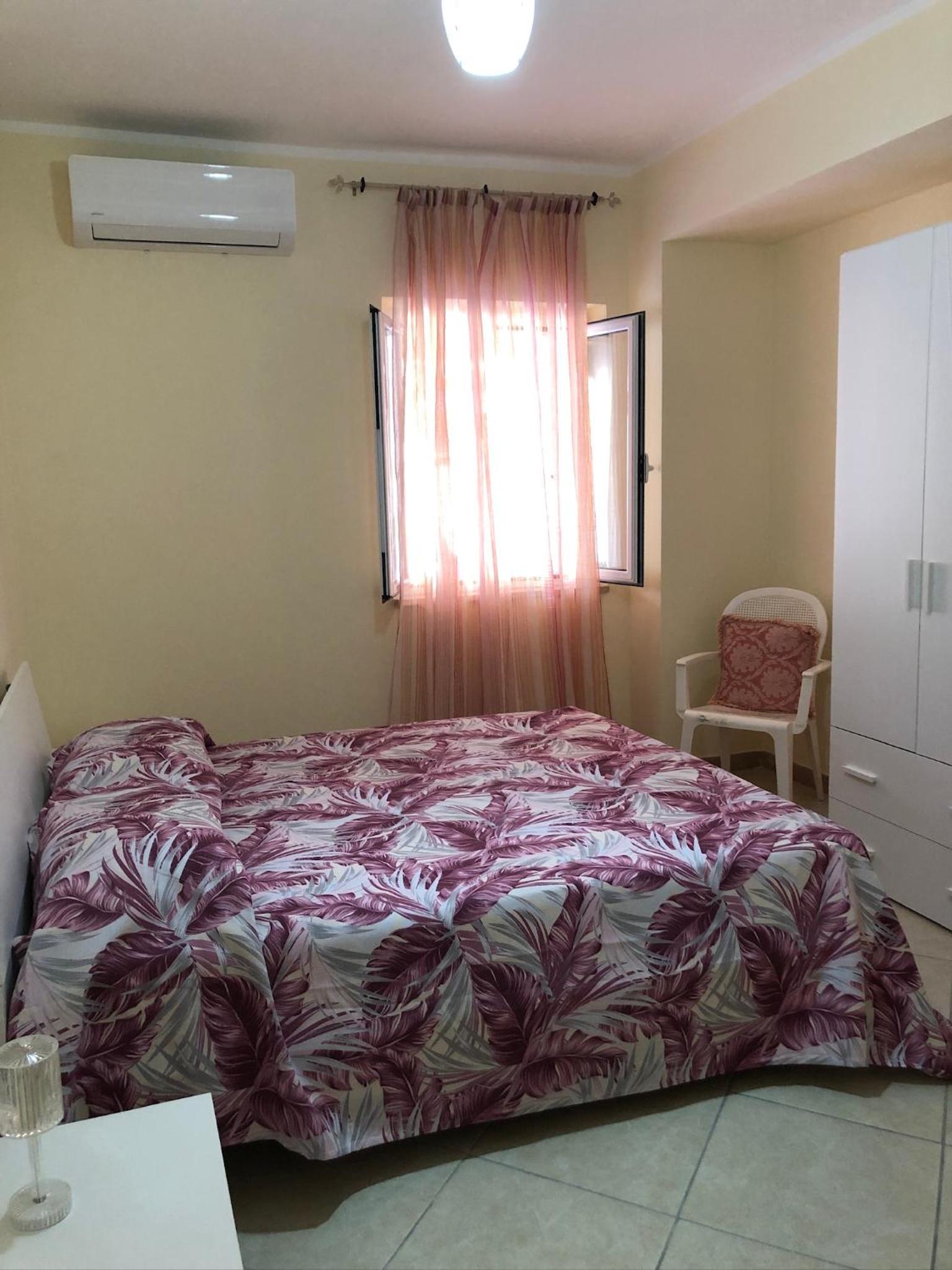One-Bedroom Apartment with Terrace