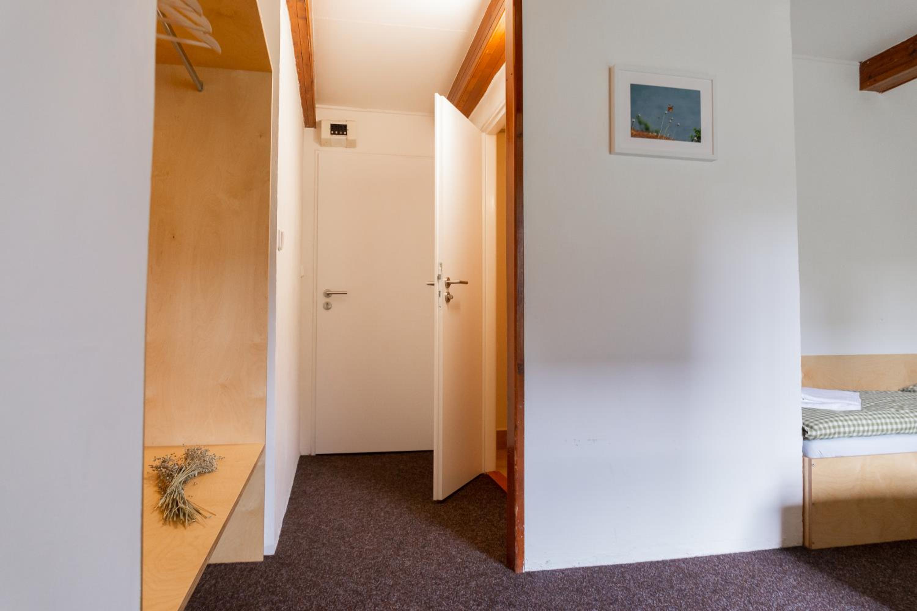 Standard Triple Room photo 2
