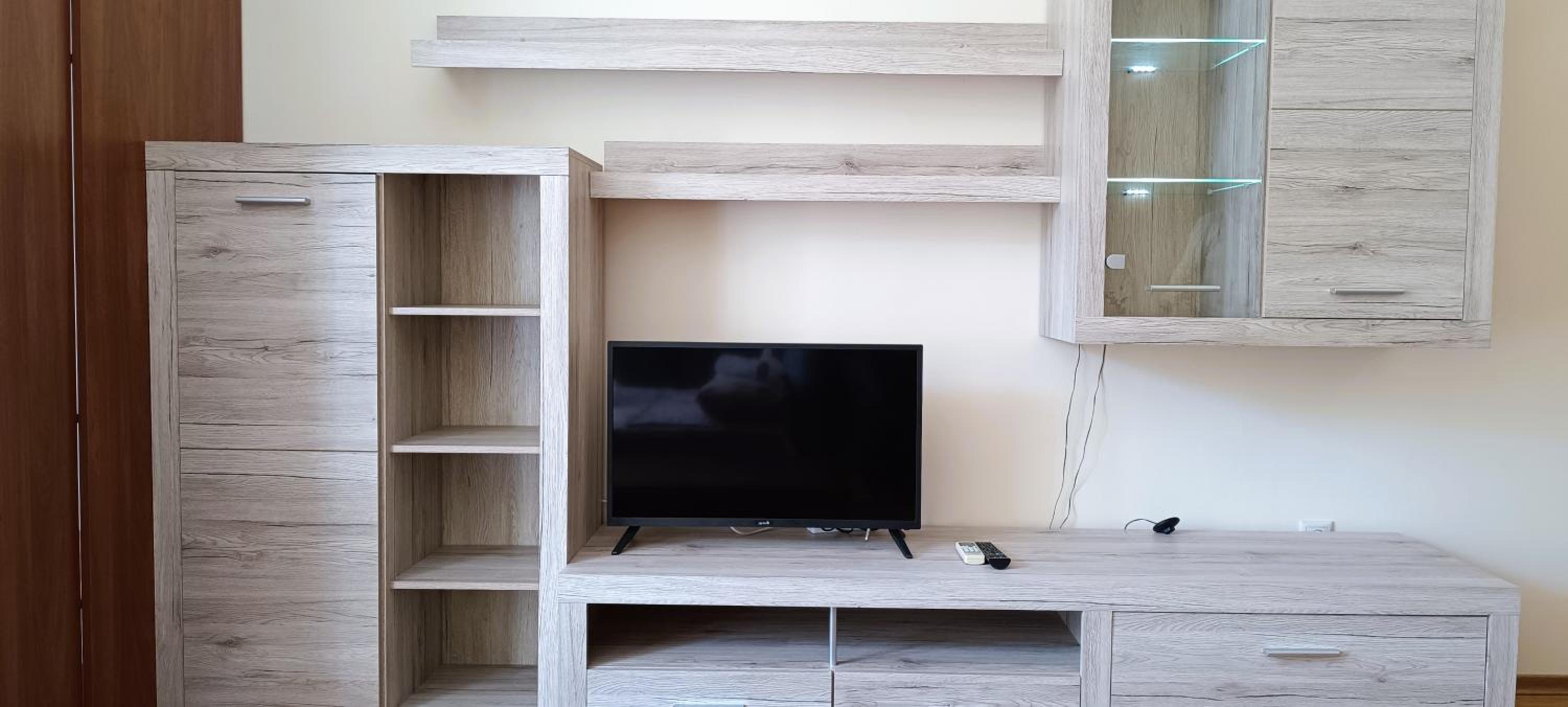 Studio Apartment with Balcony photo 1