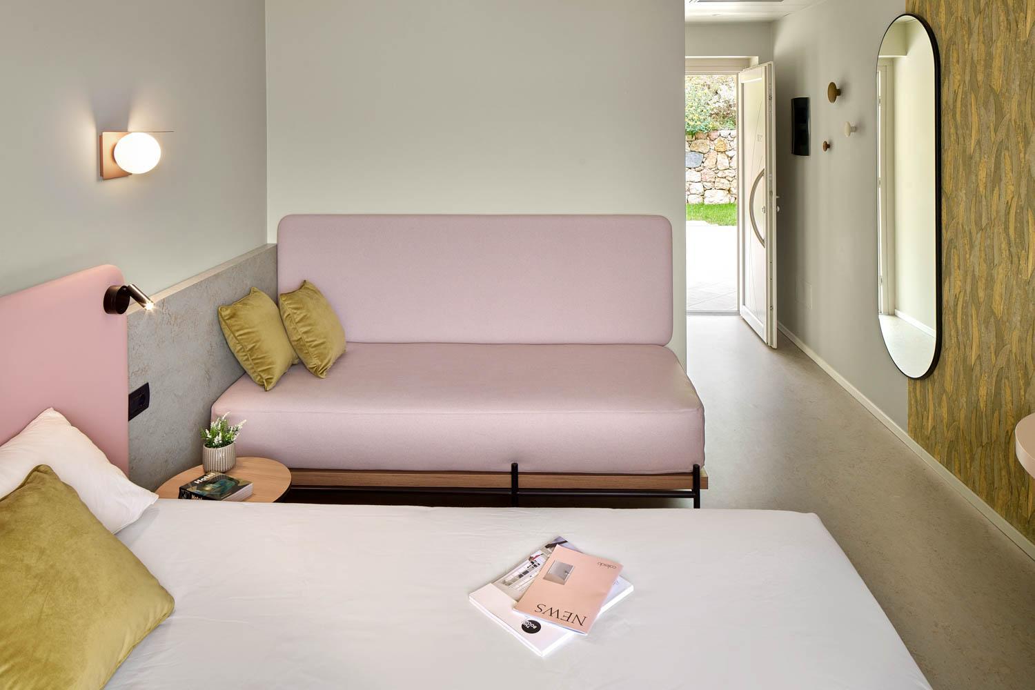 Lifestyle Double Room with Terrace and Lake View - Photo 9