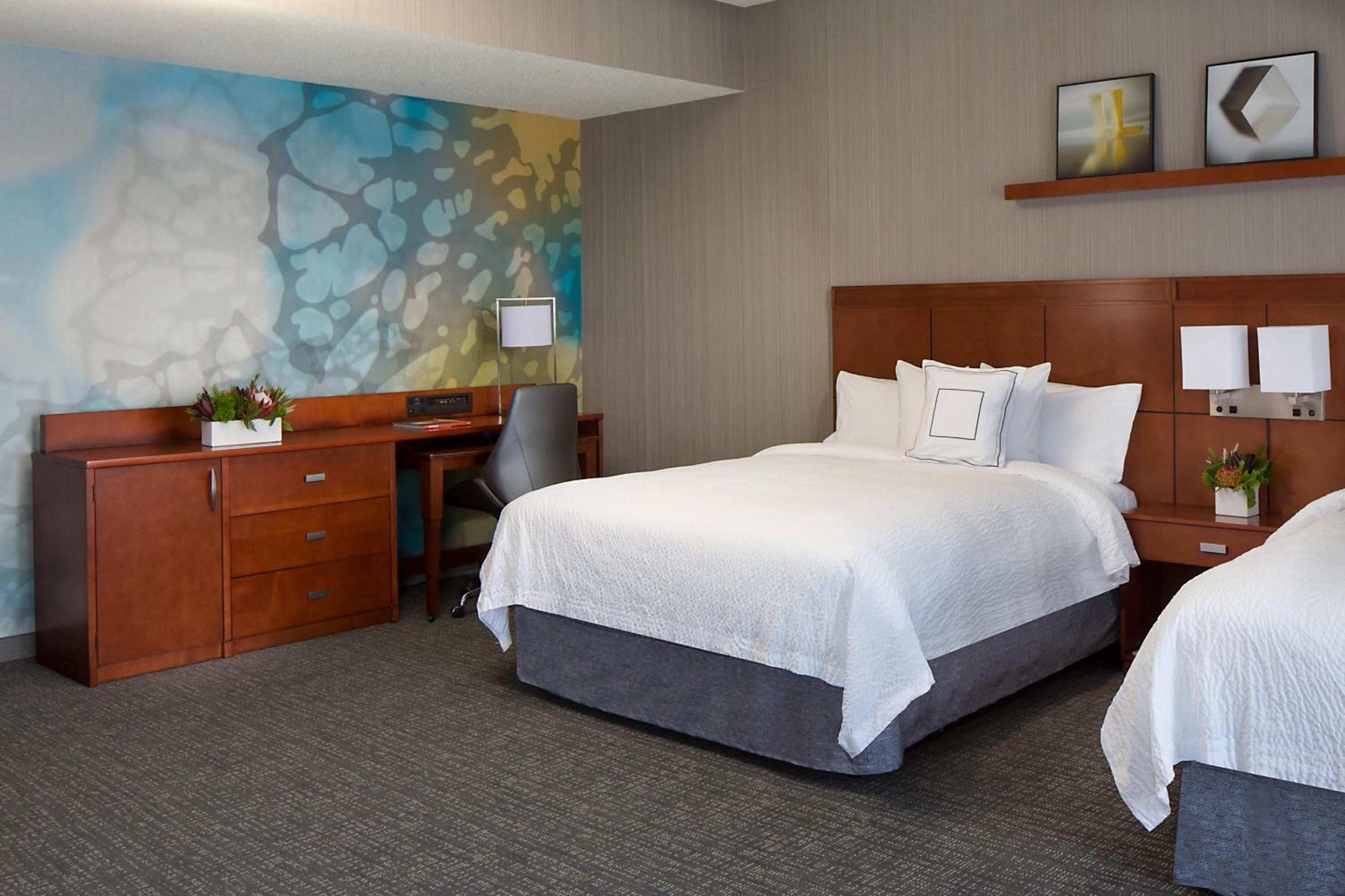 One-Bedroom Junior Suite