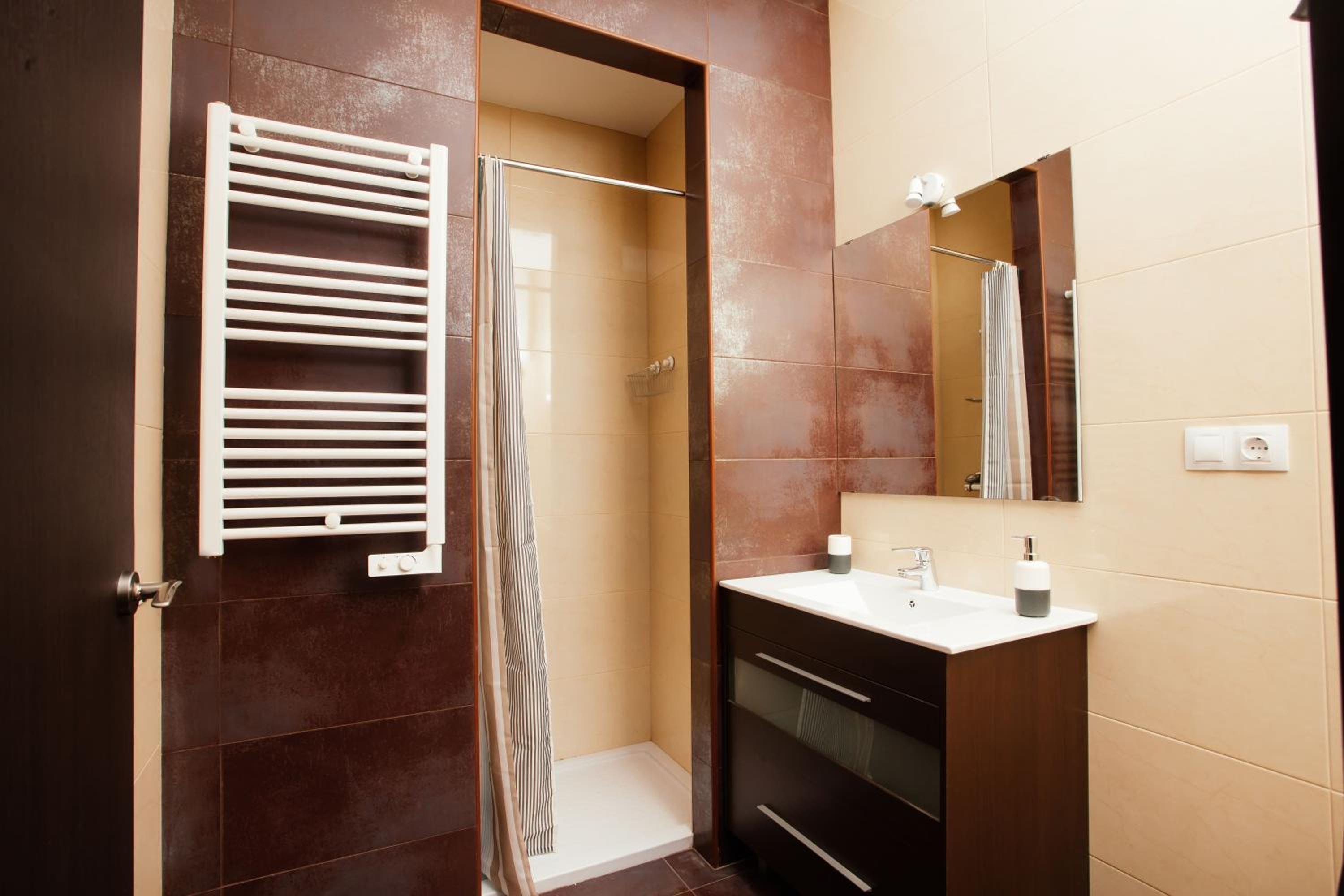 Standard Apartment - Photo 6