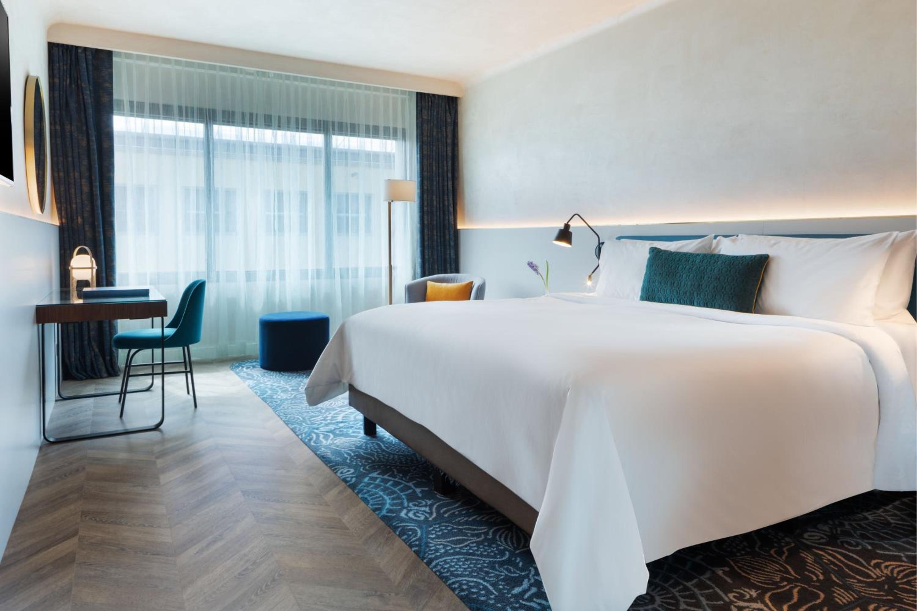 Prestige Room with One King or Two Twin Beds