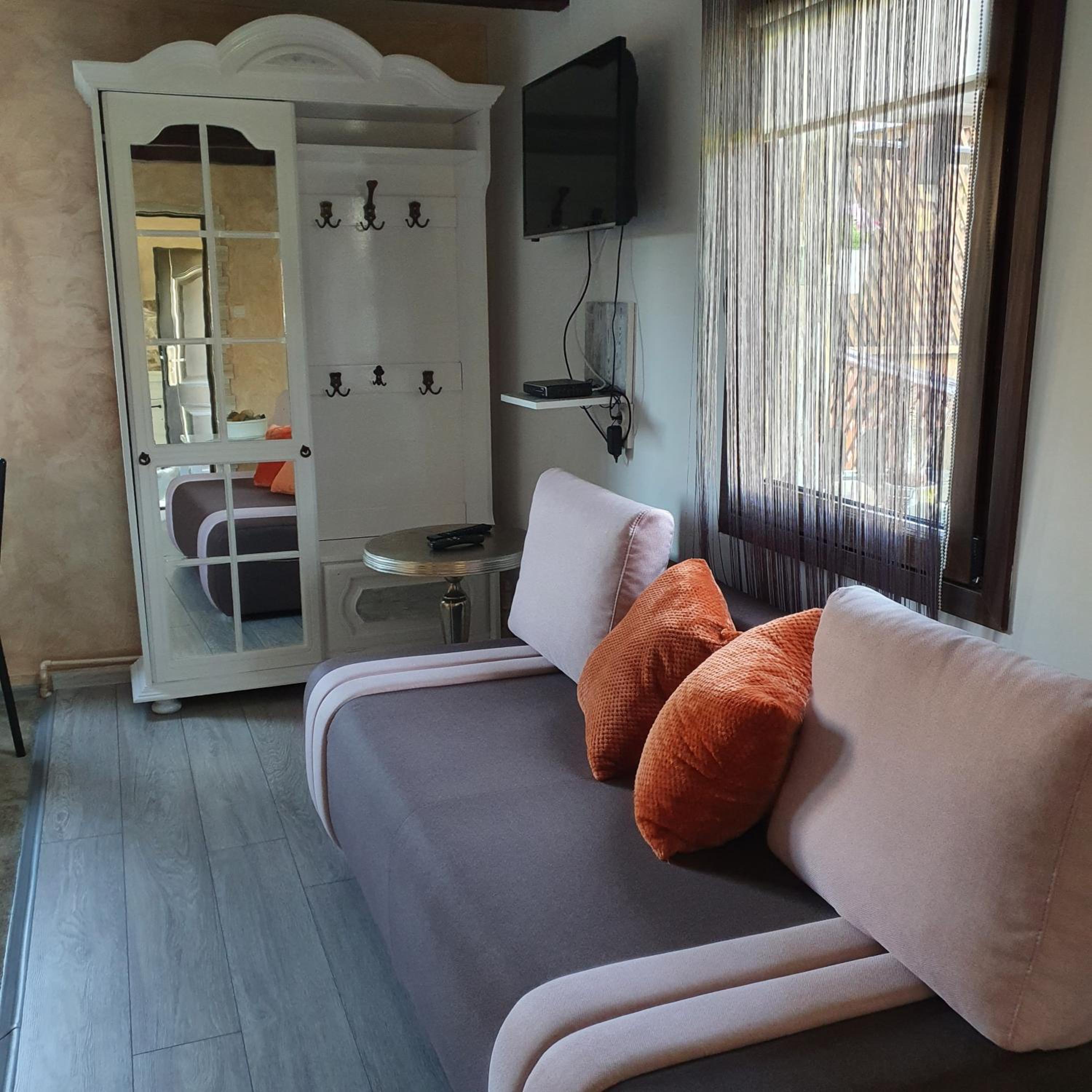Comfort Triple Room with Shower photo 1
