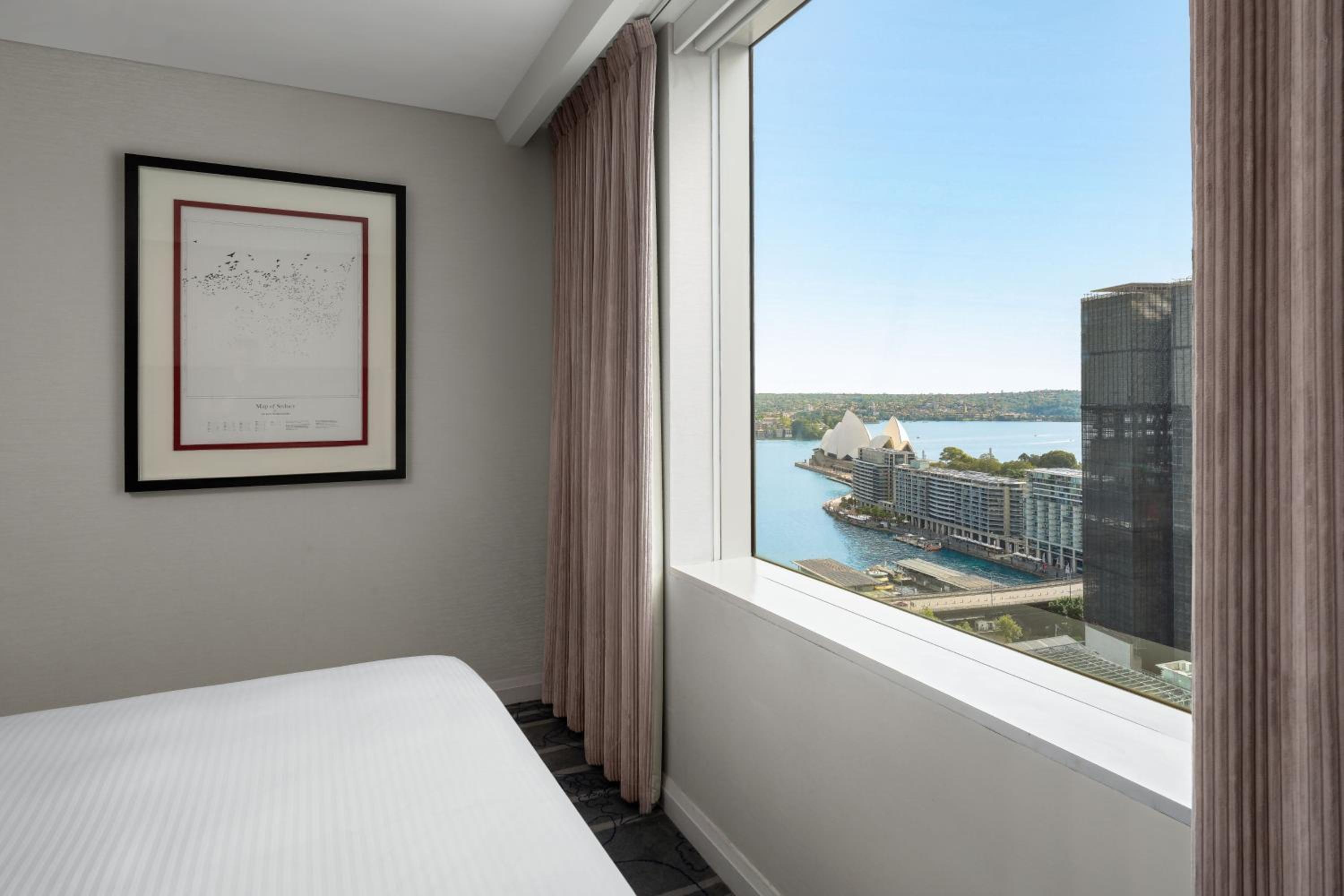 Guest room, 2 Double Beds with Opera House View