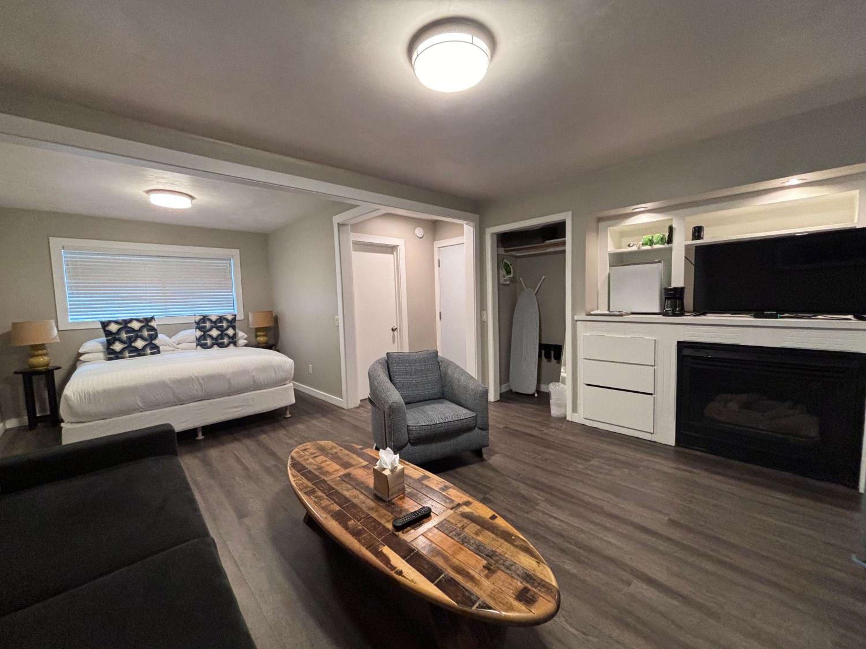Garden View King Junior Suite - Not Pet Friendly