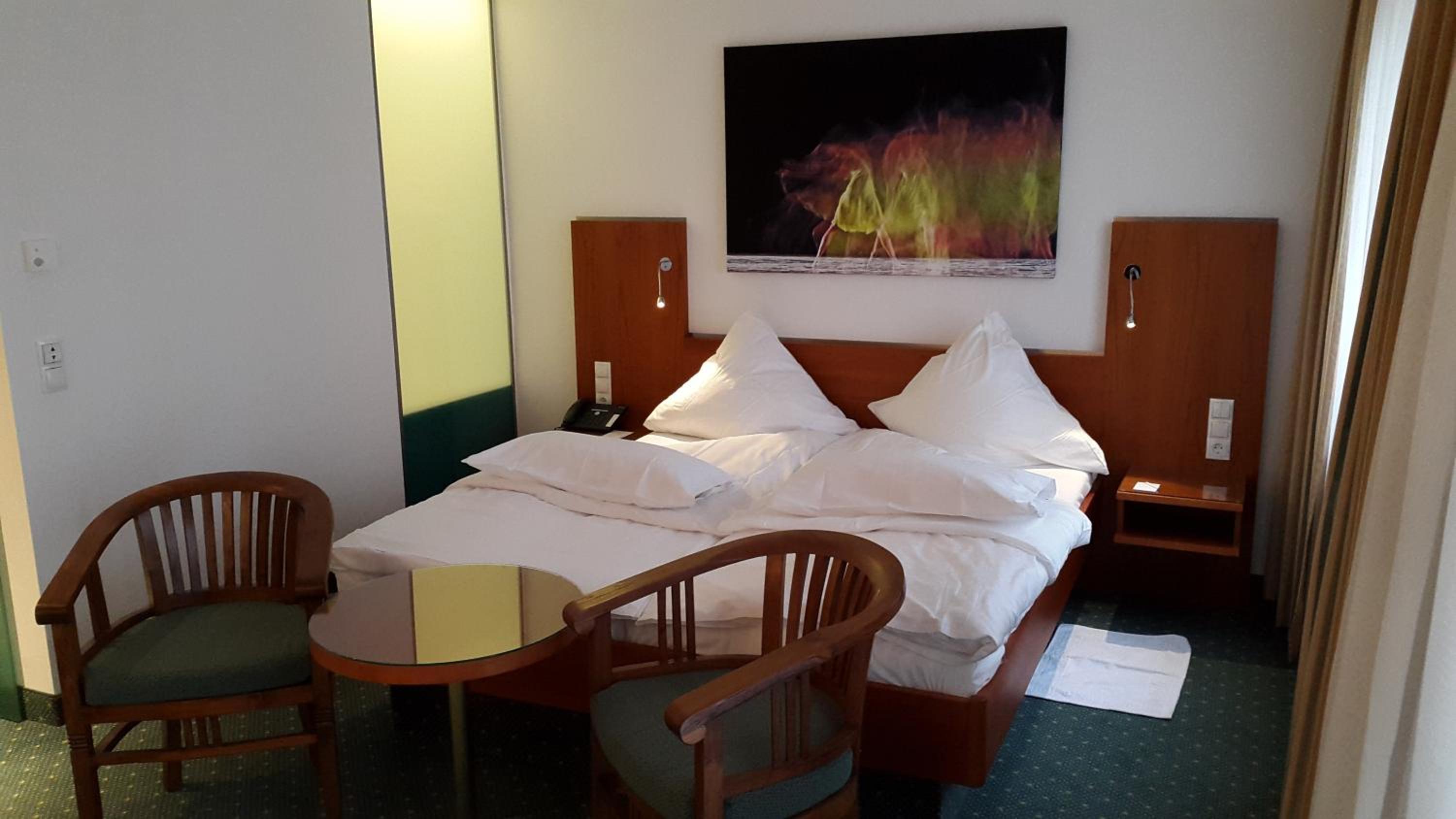 Double or Twin Room - Photo 2