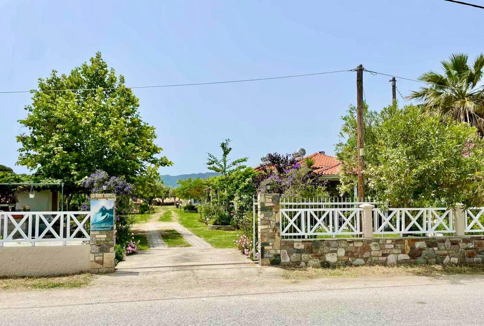 Villa photo 2