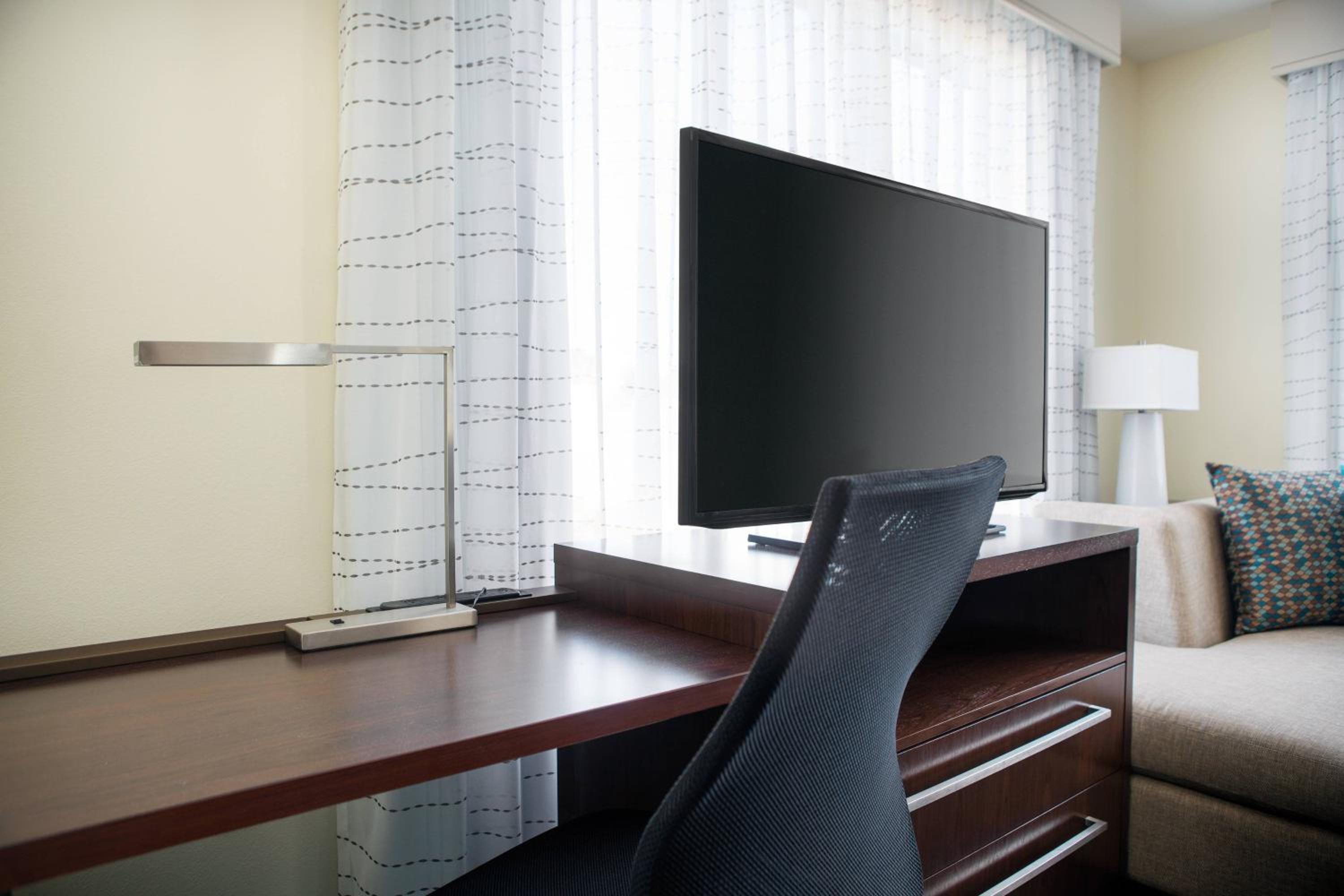 2 Bedroom Suite photo 3
