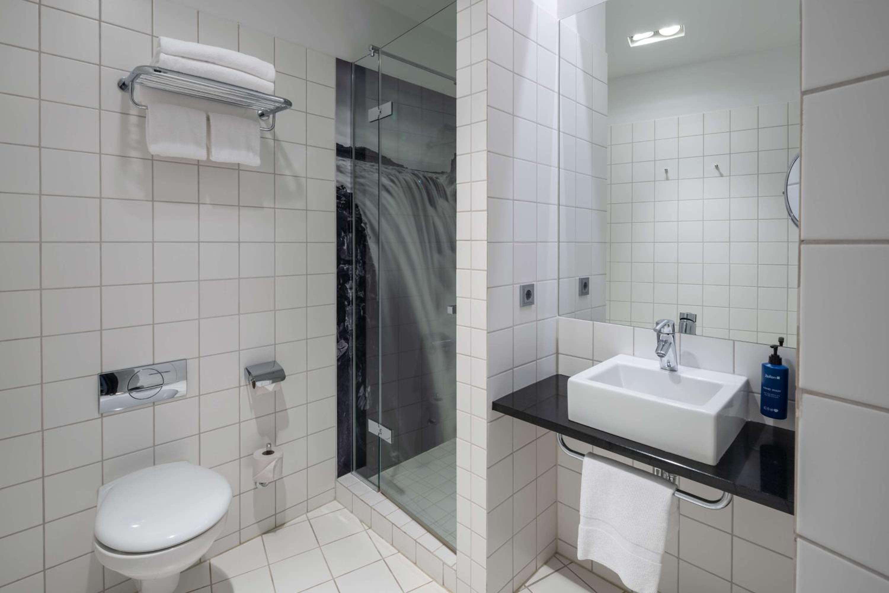 Standard Room - Photo 12
