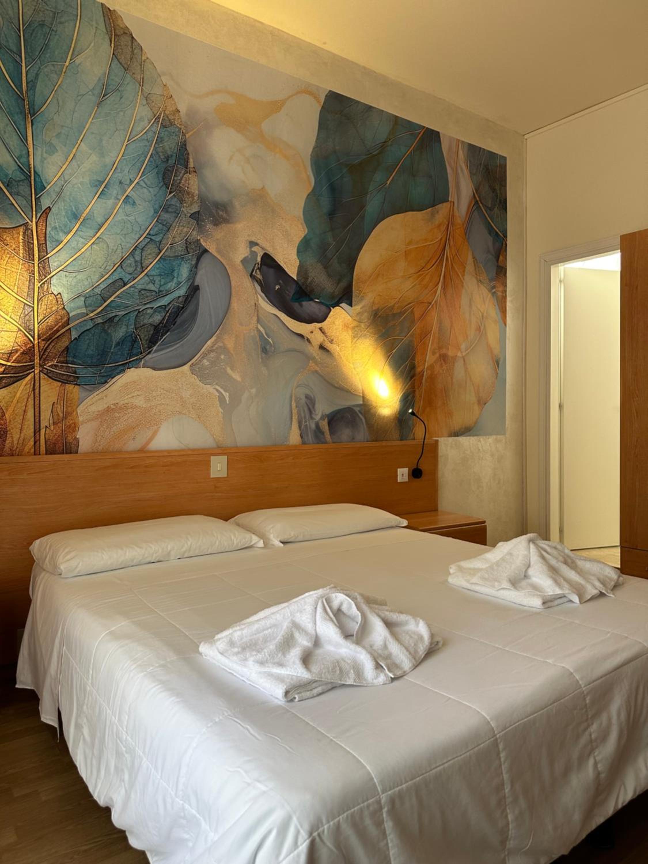 Double or Twin Room with Balcony and View - Photo 12