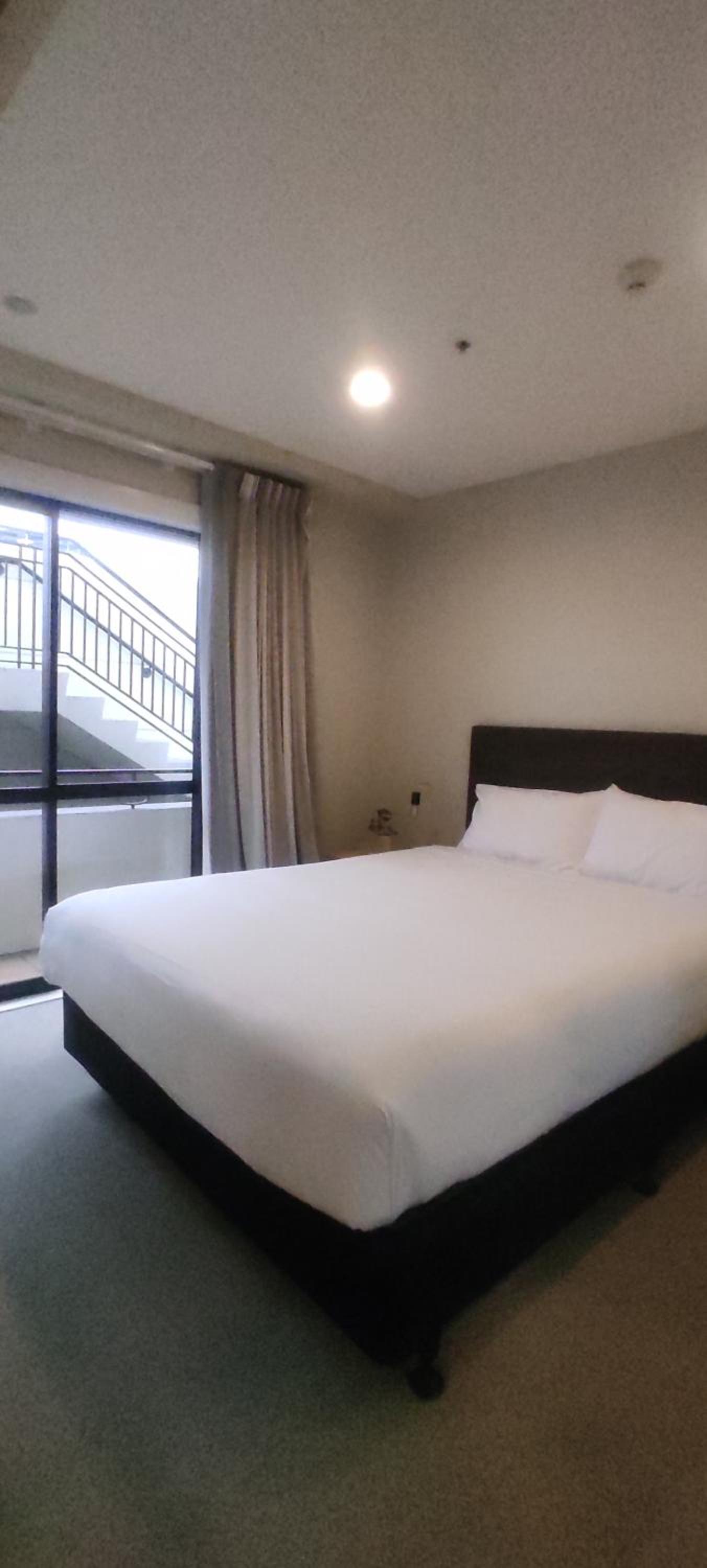 Standard One-Bedroom Apartment photo 2