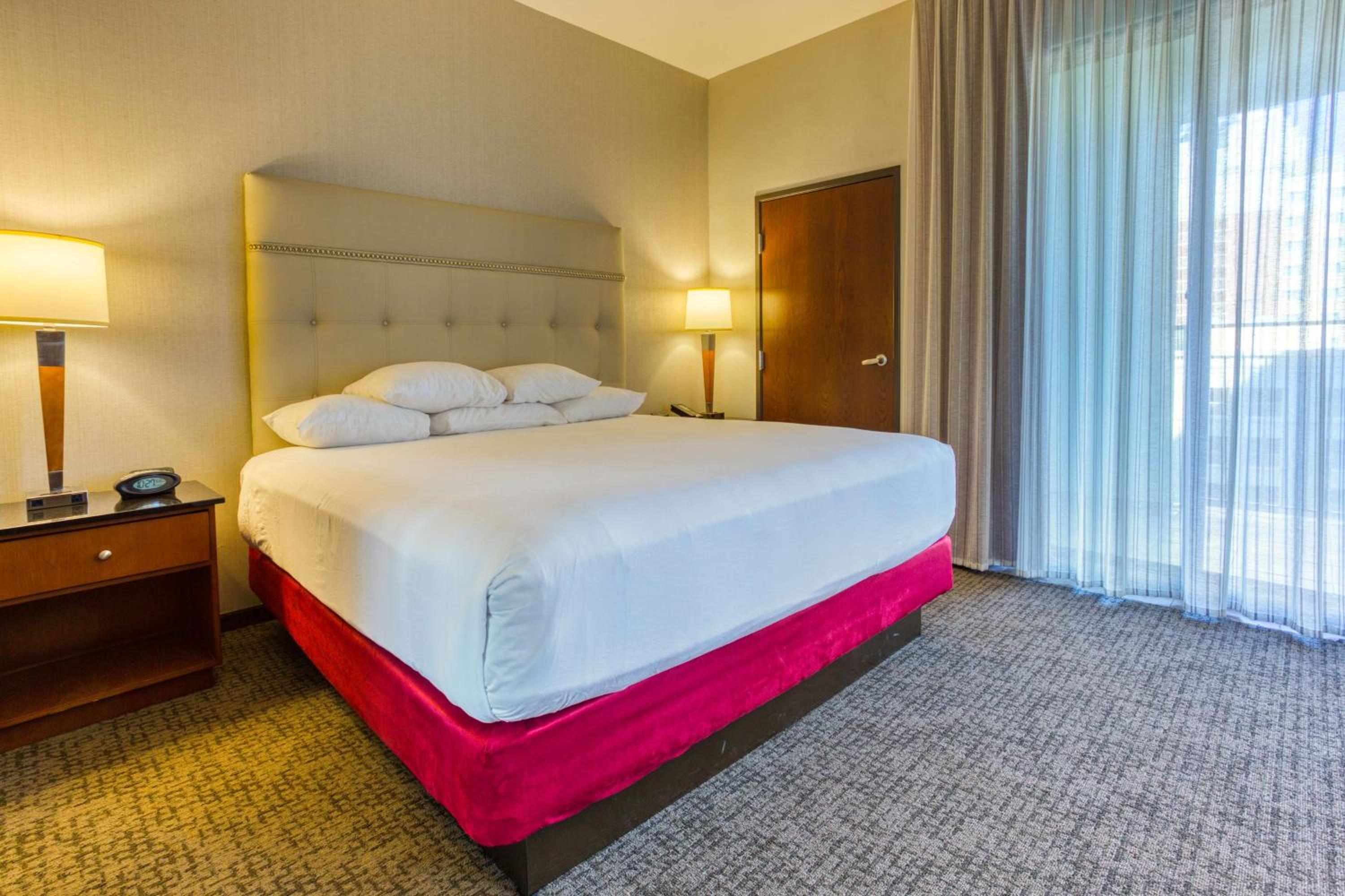 King Suite with Spa Bath with Terrace - Photo 1