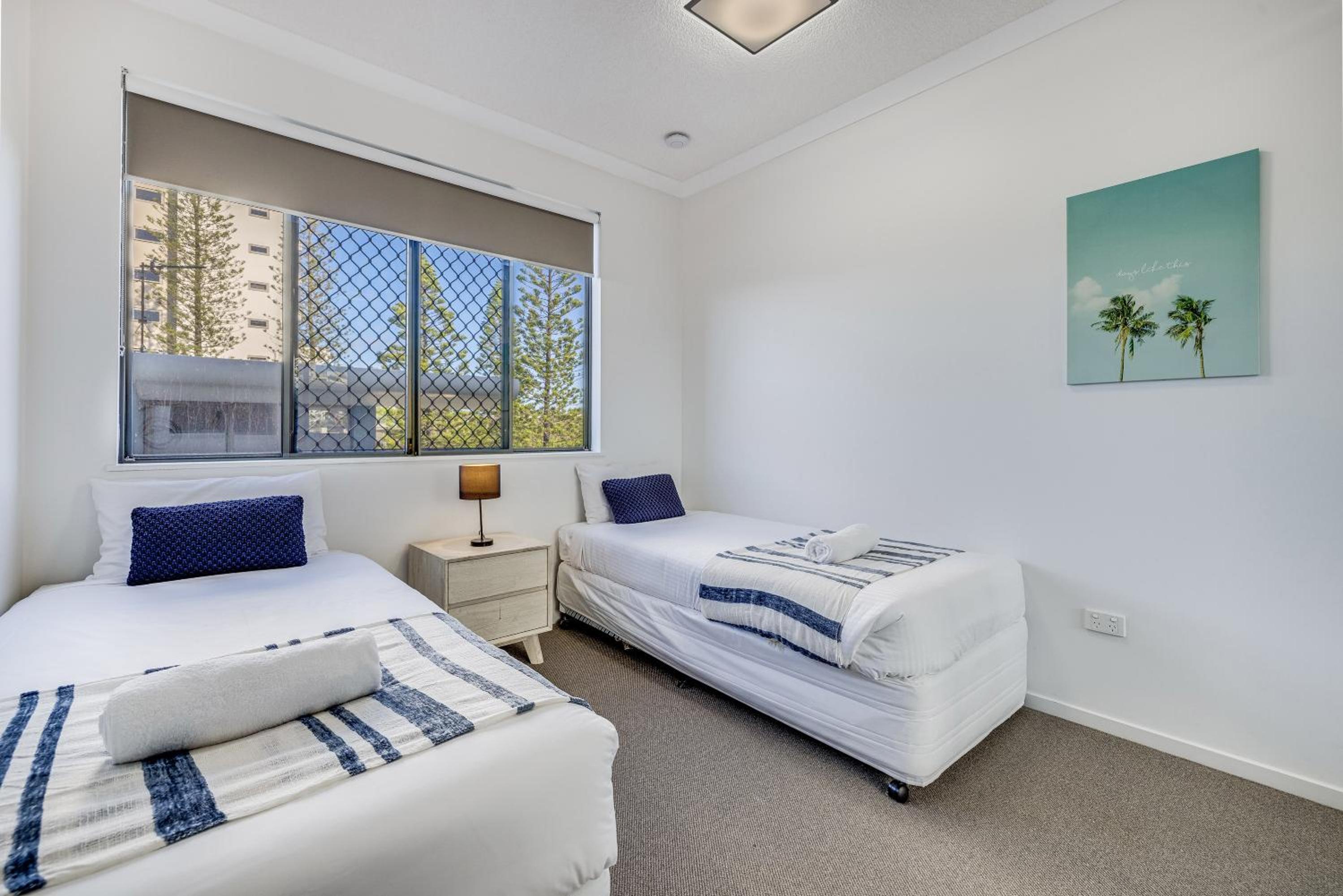 Beachfront Apartment, 3 Bedrooms photo 2
