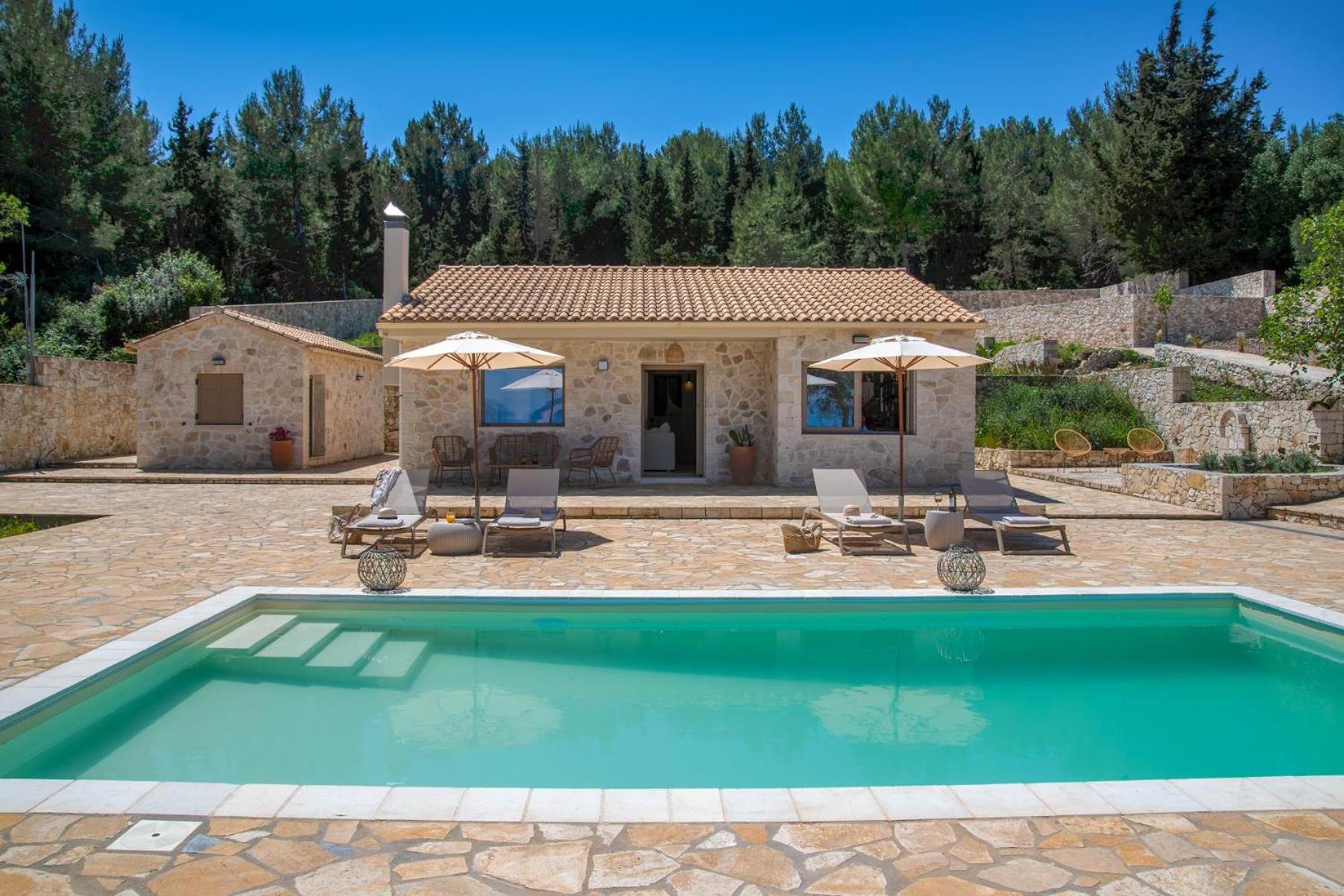 Villa with Sea View photo 2