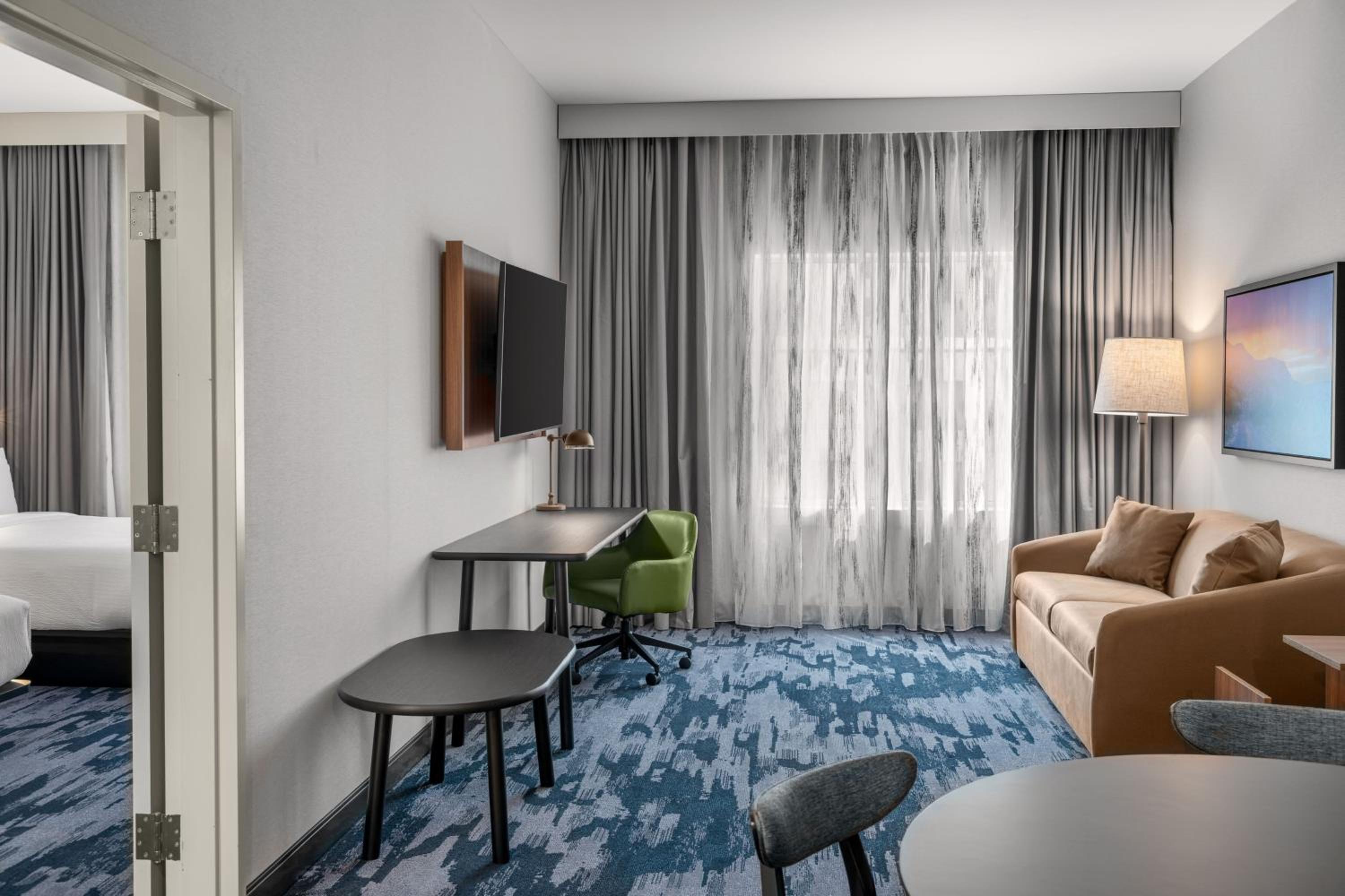 Queen Suite with Two Queen Beds, Sofa Bed - Photo 1