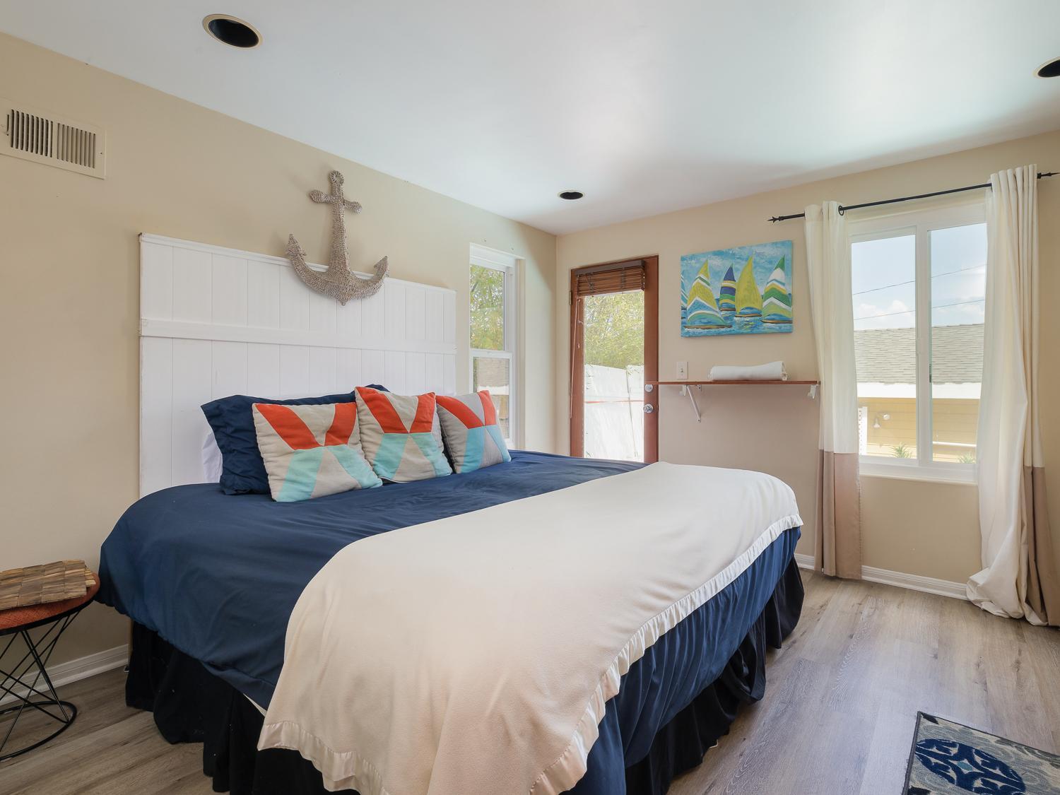 Double Room with Pool View photo 1