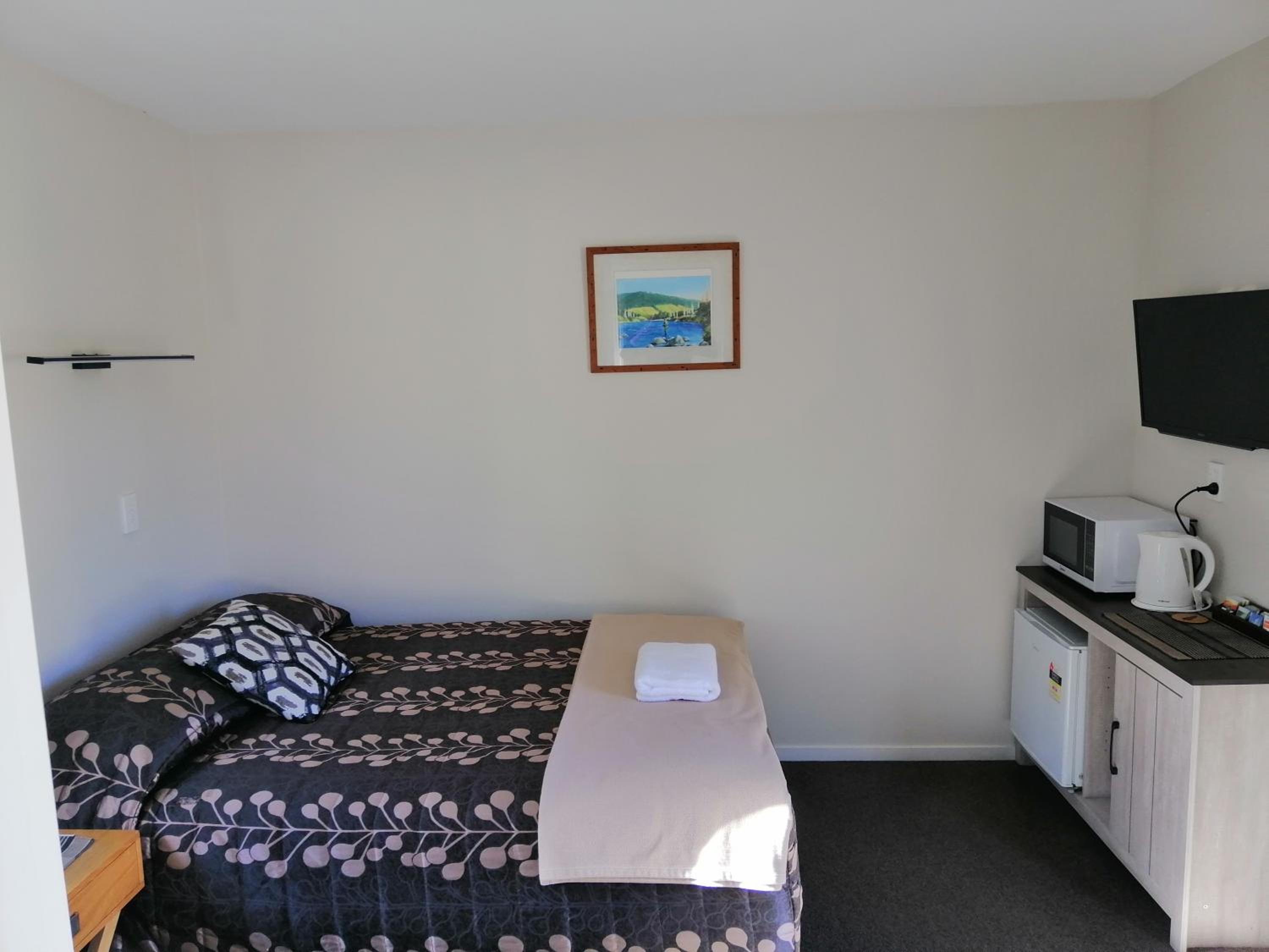 Double Room - Photo 4