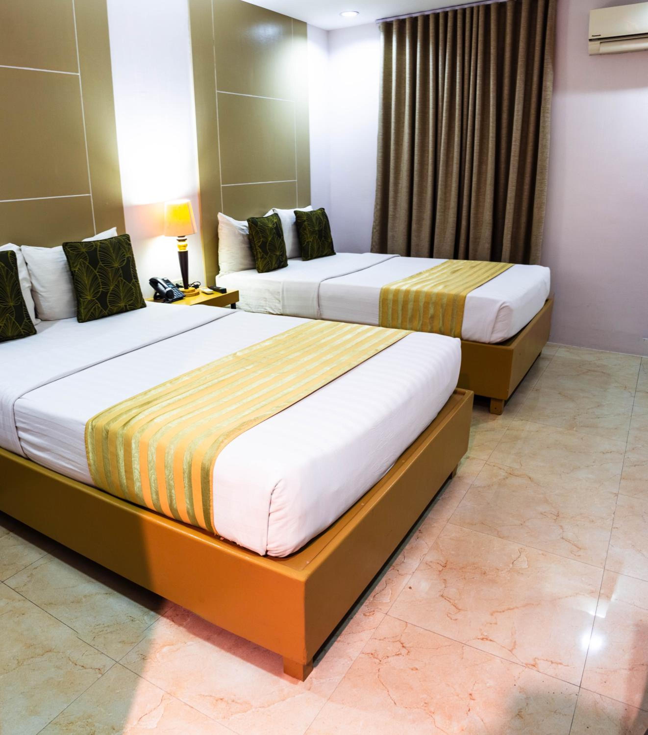 Deluxe Twin Room photo 2