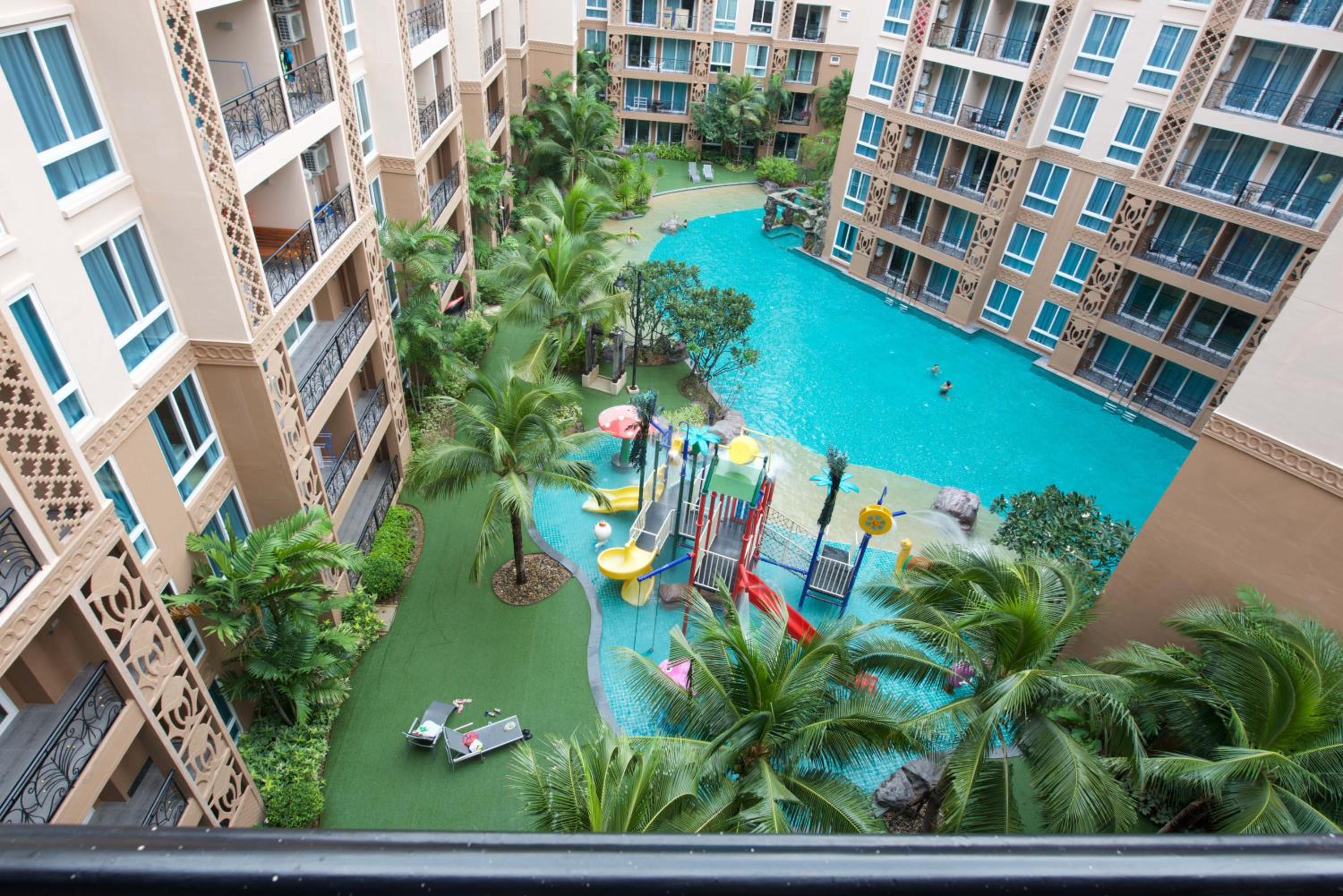 Suite With Playground View photo 2