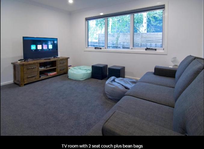 Three-Bedroom Home photo 3