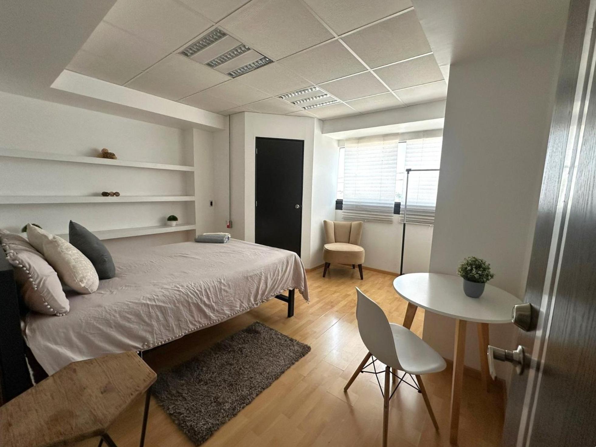 Classic Apartment photo 1
