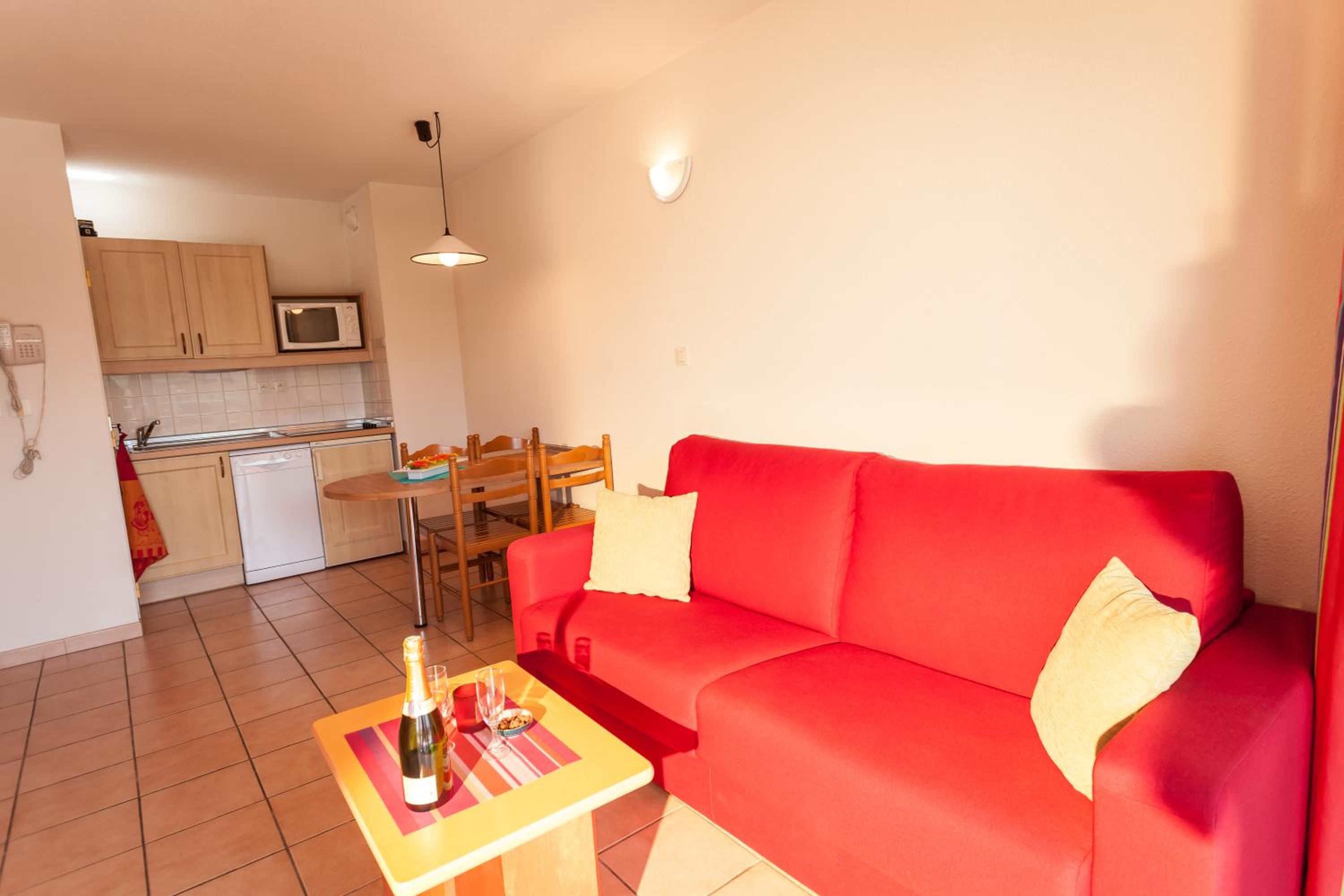 Studio (2 Adults) Mountain Side