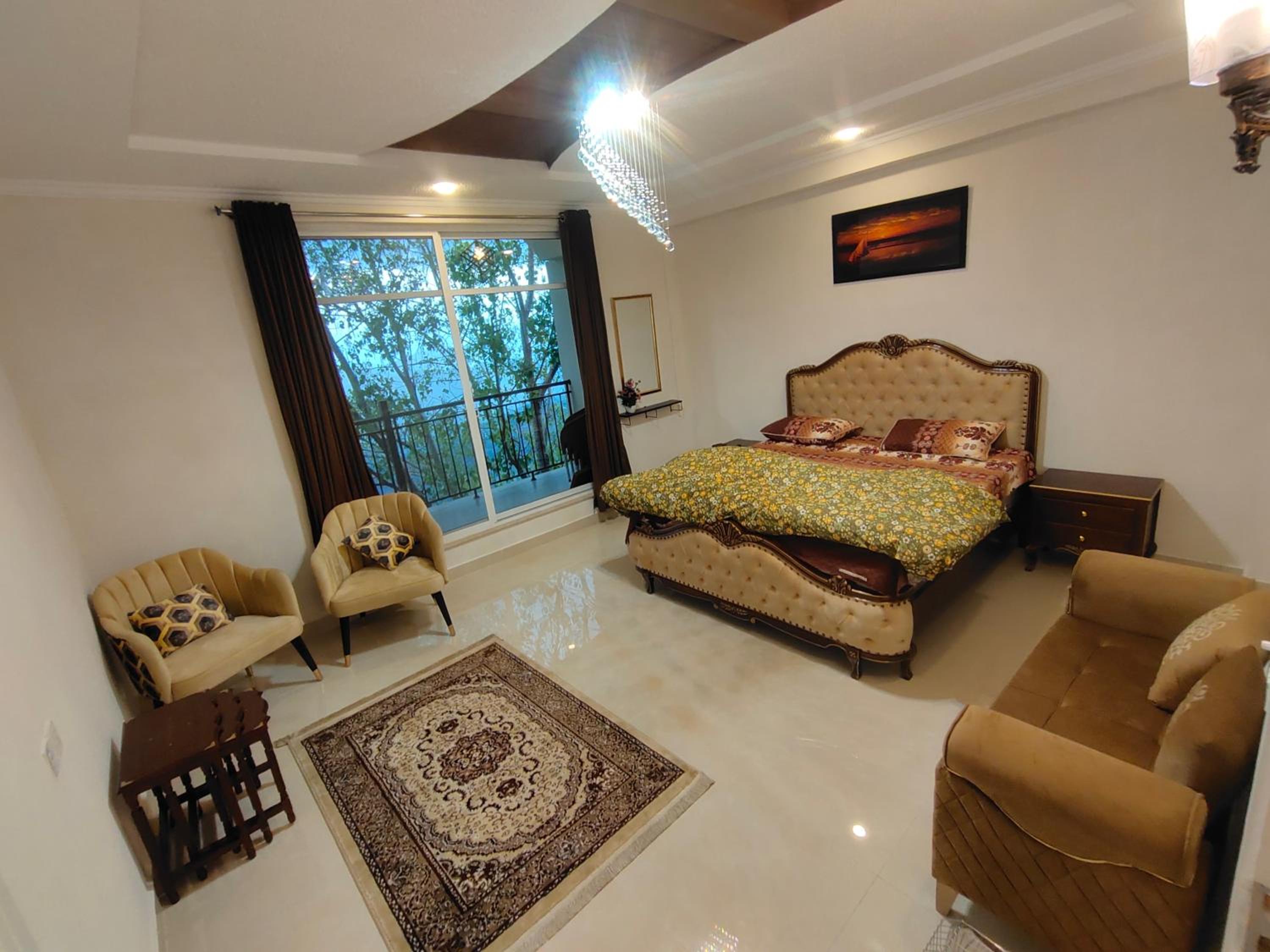 Apartment with View and Balcony photo 1