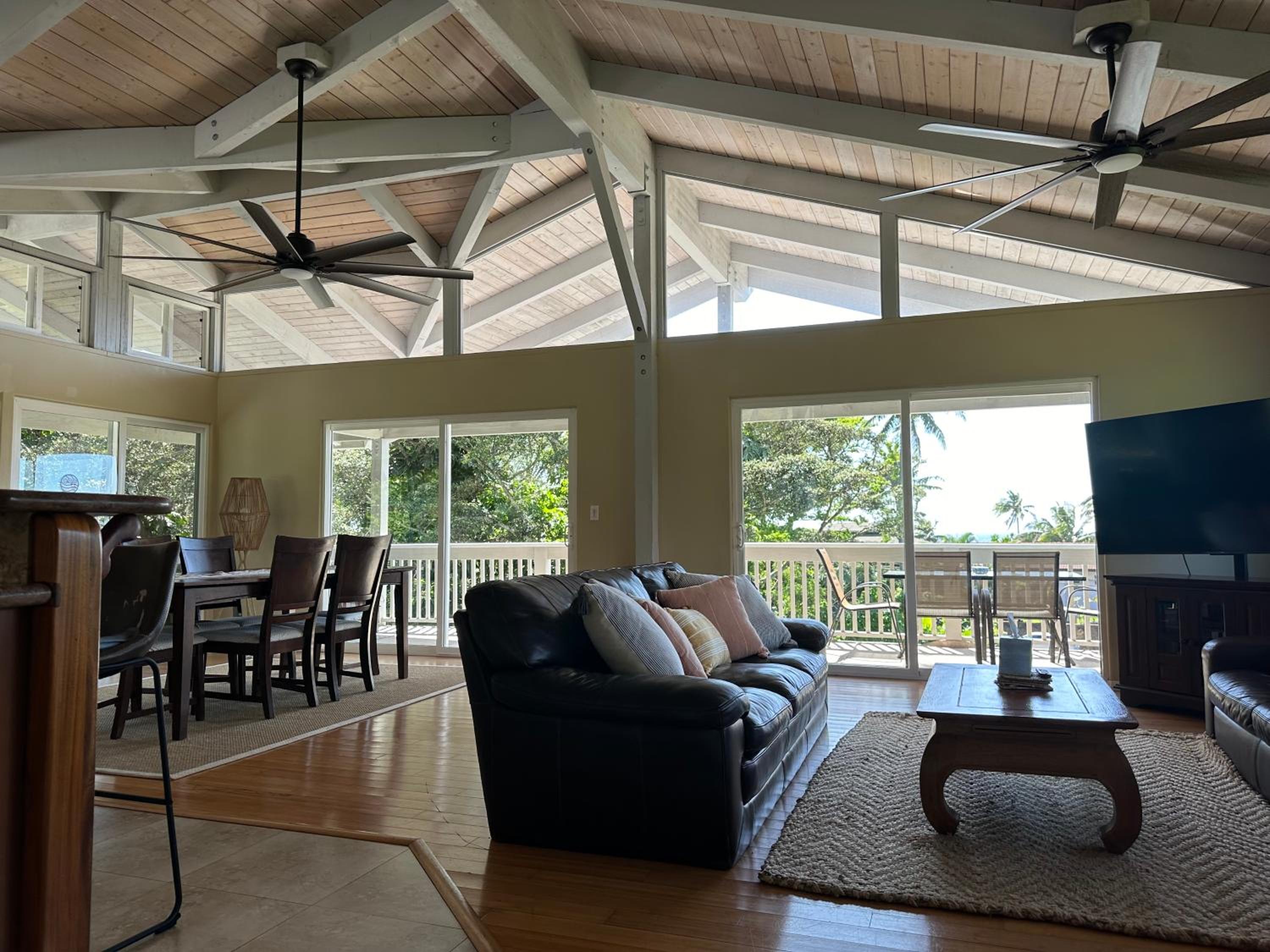 Villa photo 2