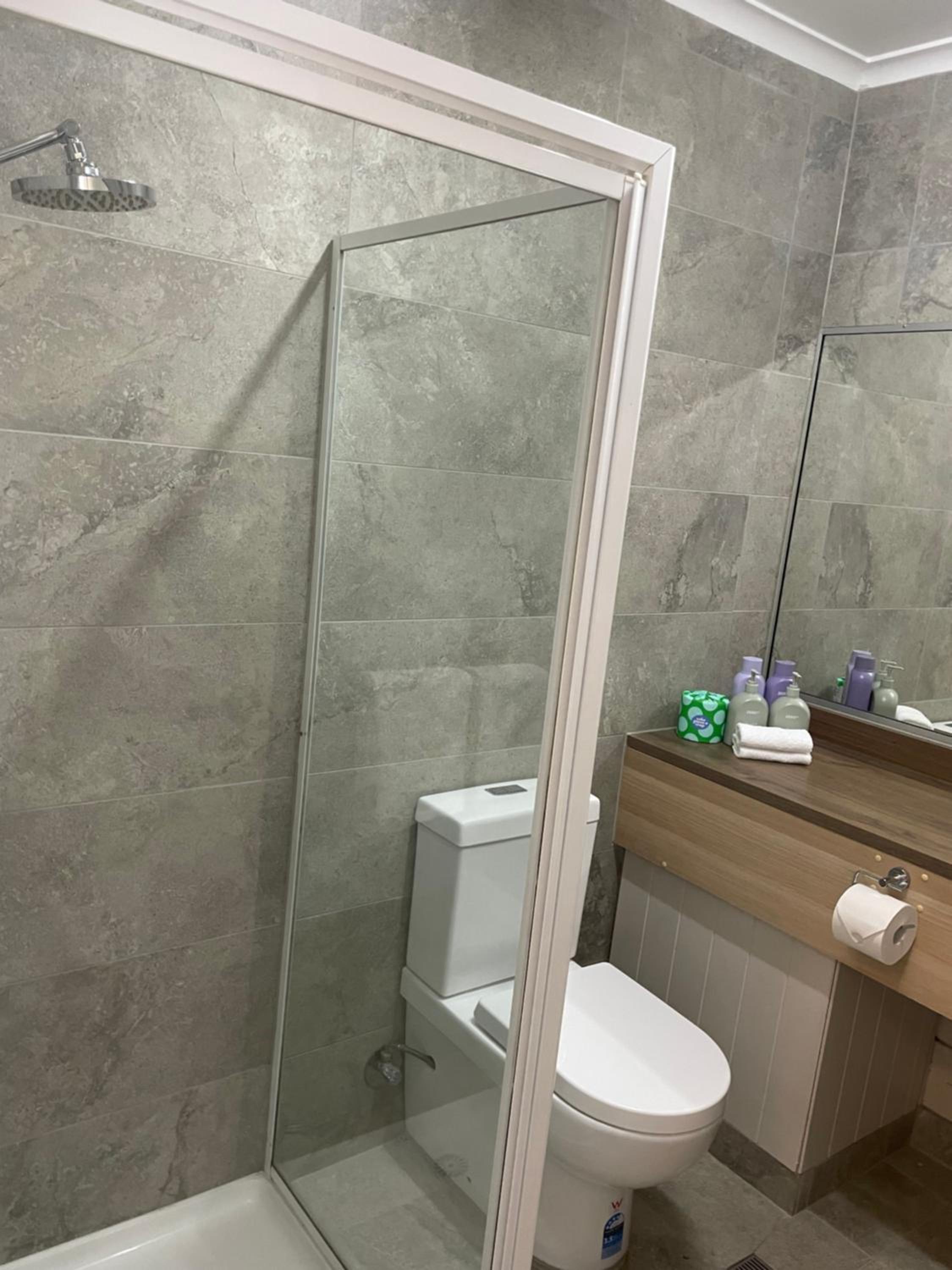 Twin Premium Room photo 2