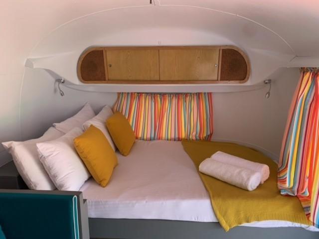 Gidget Airstream - Caravan (shared bathroom) photo 1