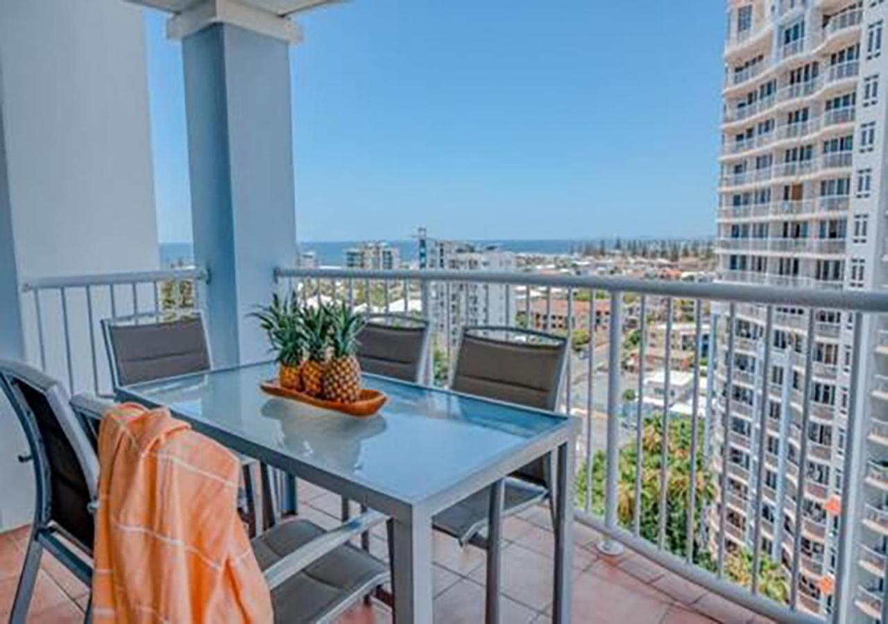Superior Three Bedroom Apartment with Ocean View