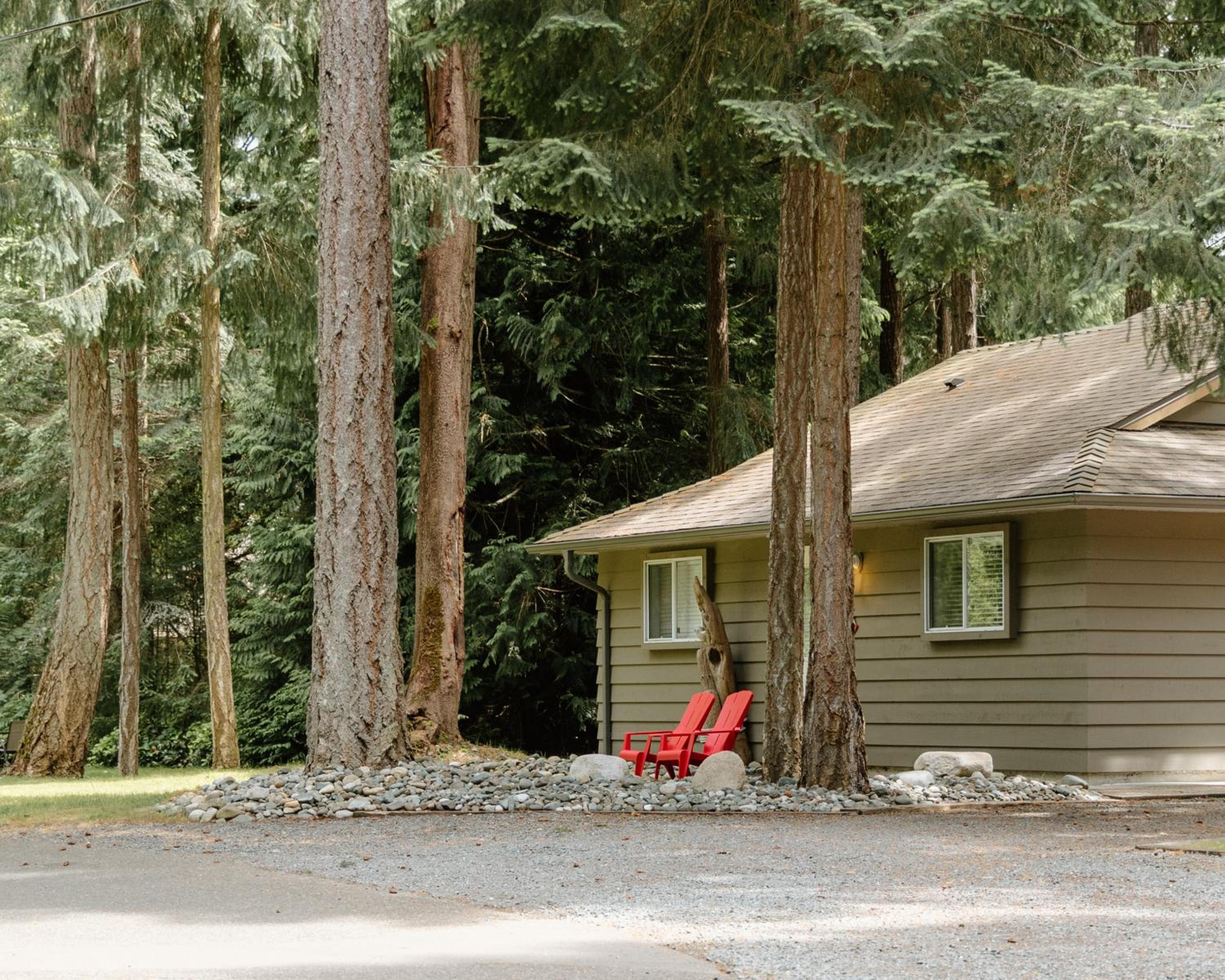 Two-Bedroom Cottage - Forest View photo 2
