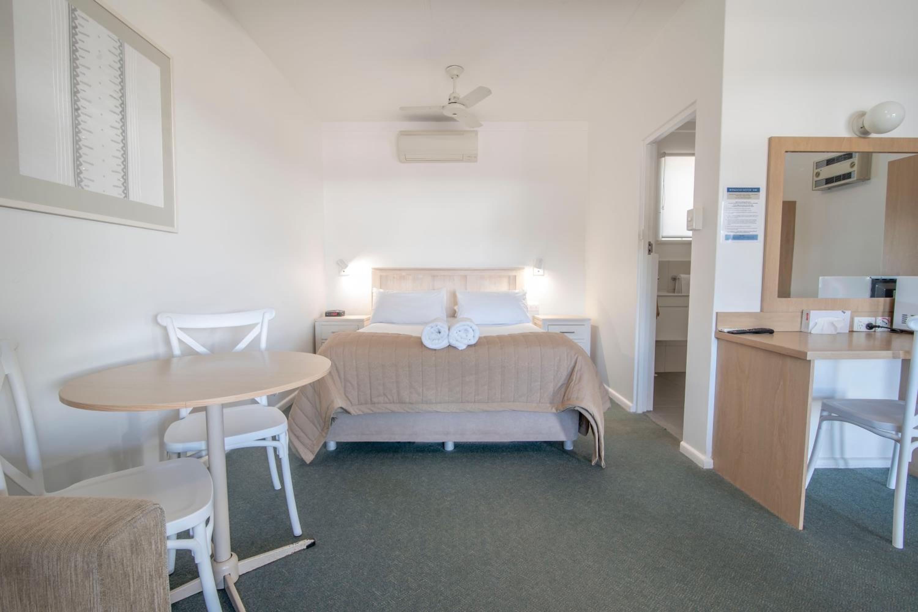 Deluxe Queen Room photo 3