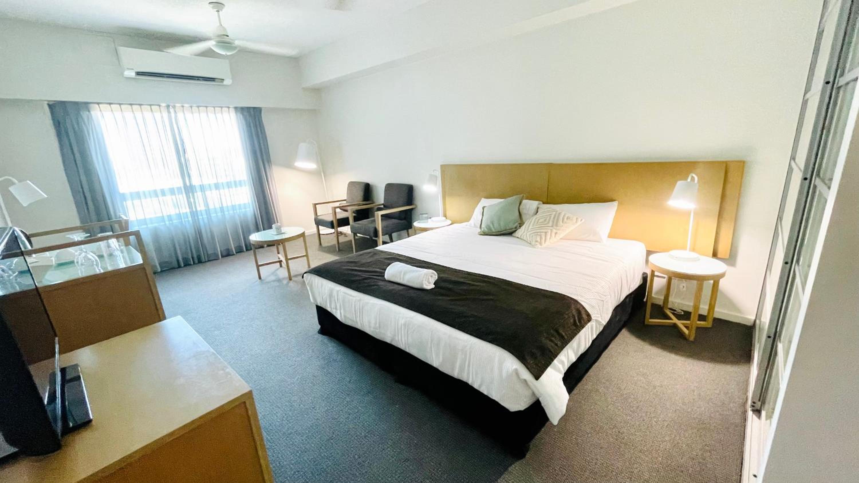 Two-Bedroom Apartment With City View