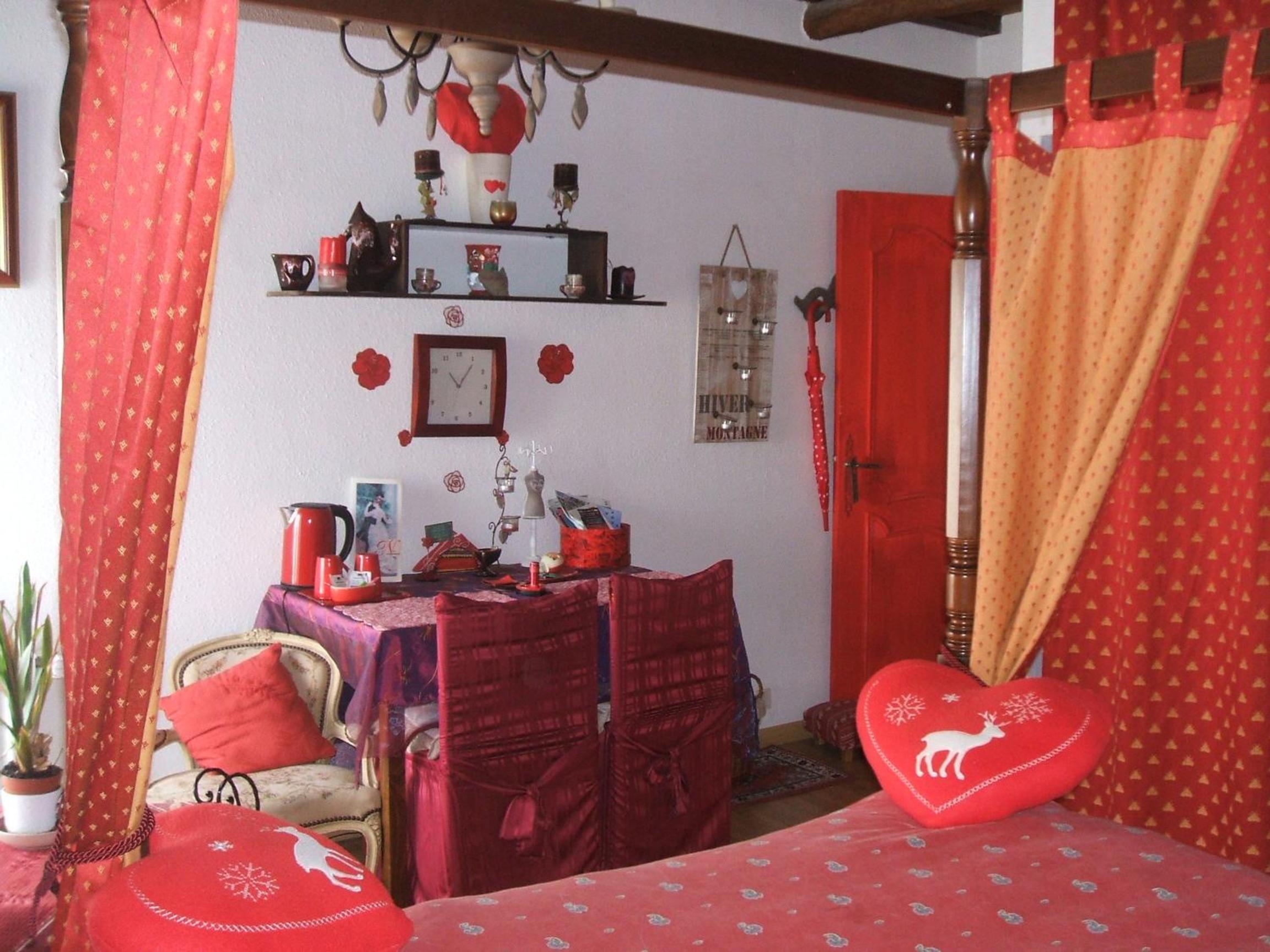 Deluxe Double Room with Shower photo 2