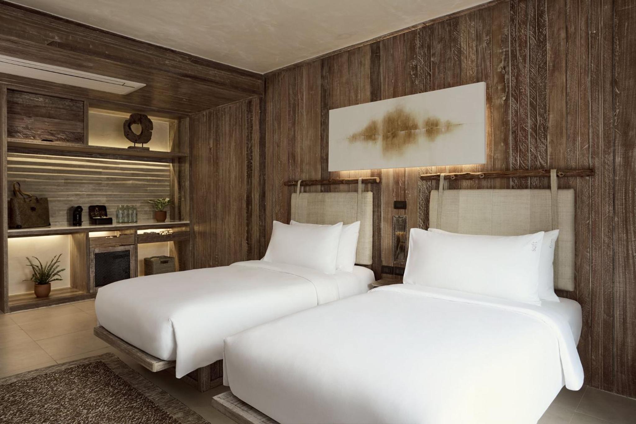 Two Bedroom Suite (Non Smoking) photo 1