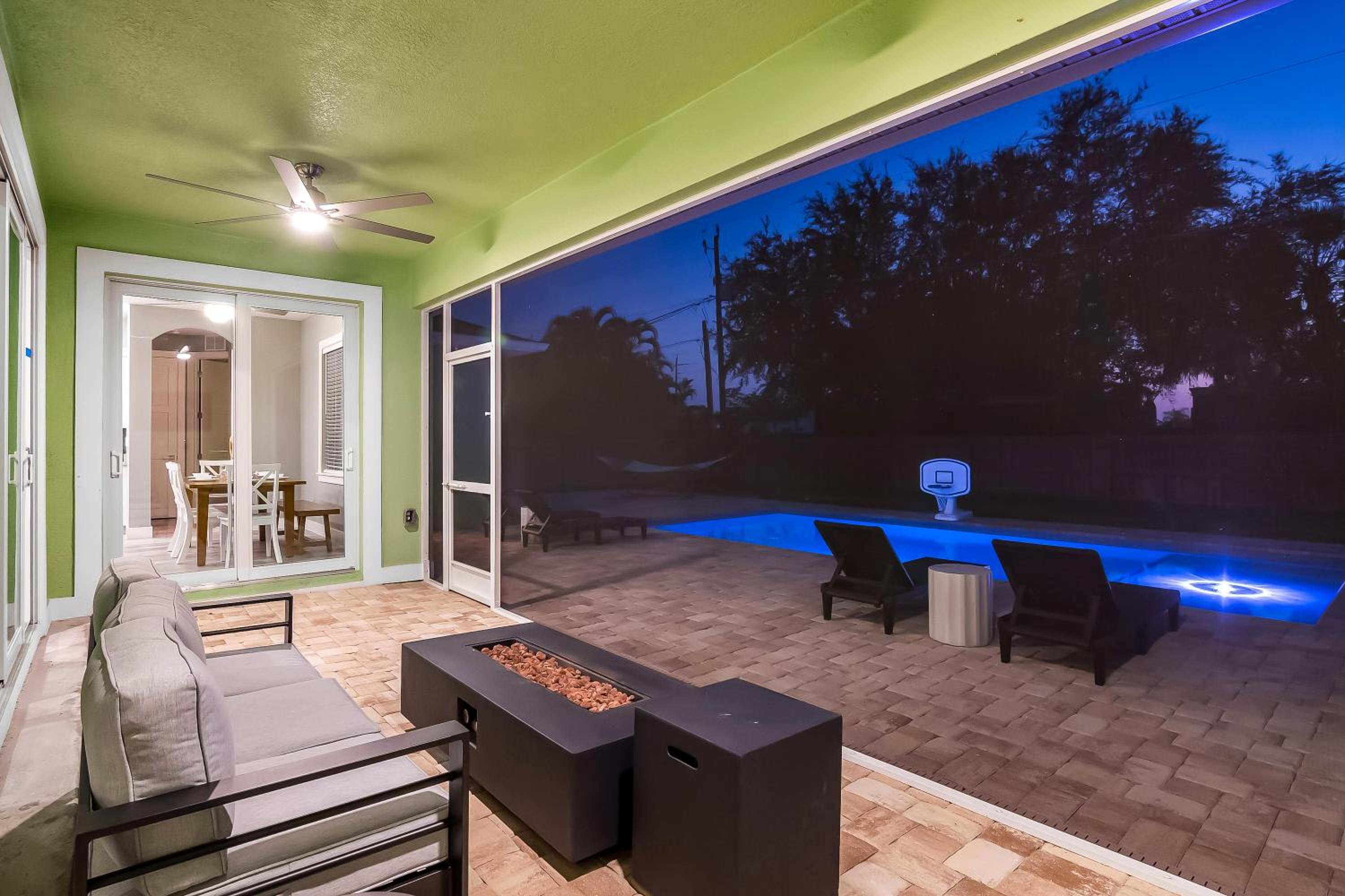 Four-Bedroom House photo 2
