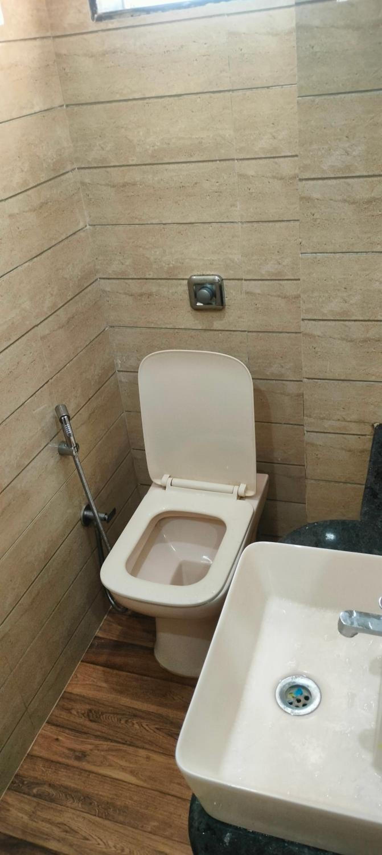 Double or Twin Room with Private External Bathroom - Photo 7