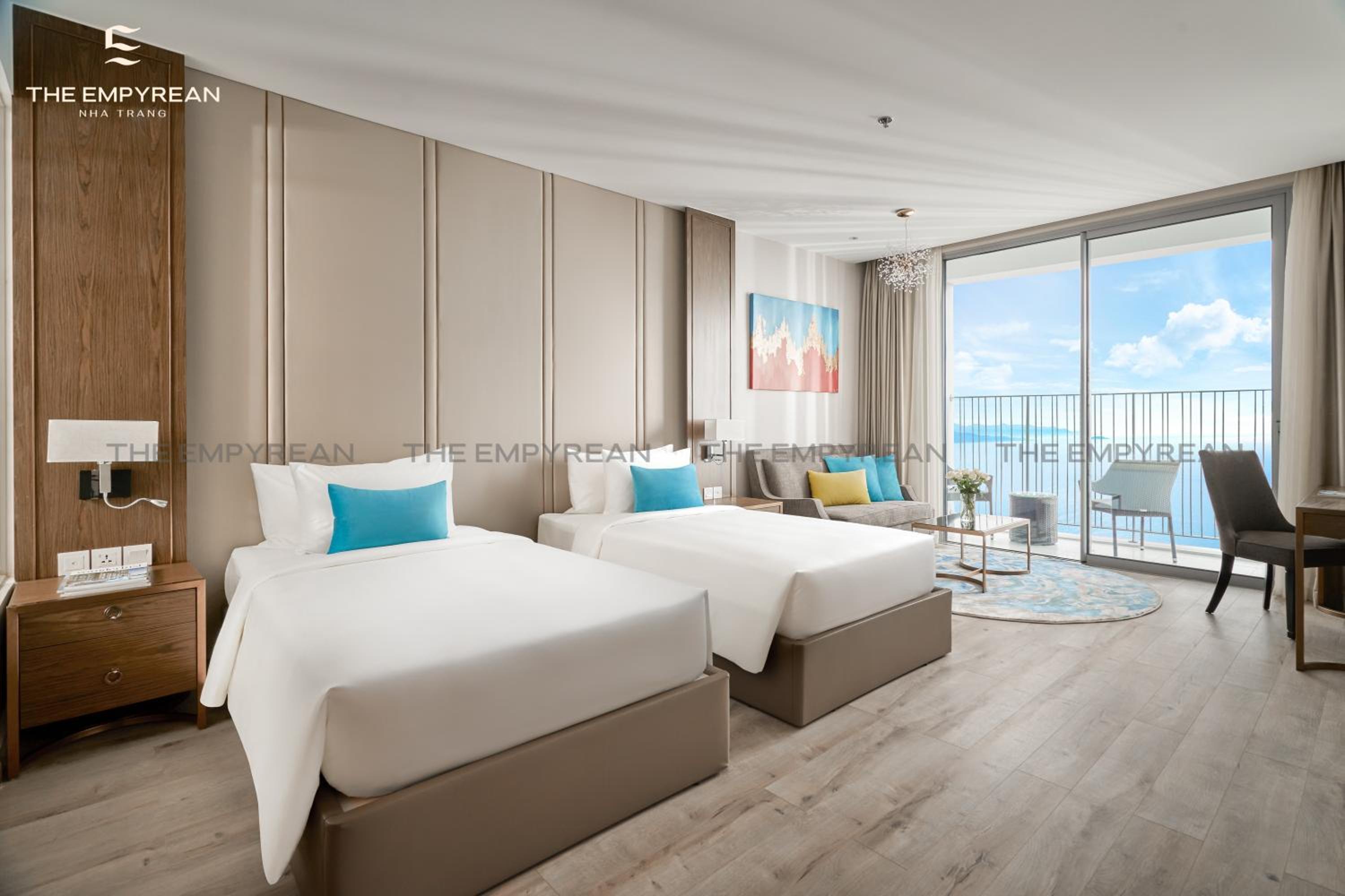Deluxe Twin Room with Sea View - Photo 3